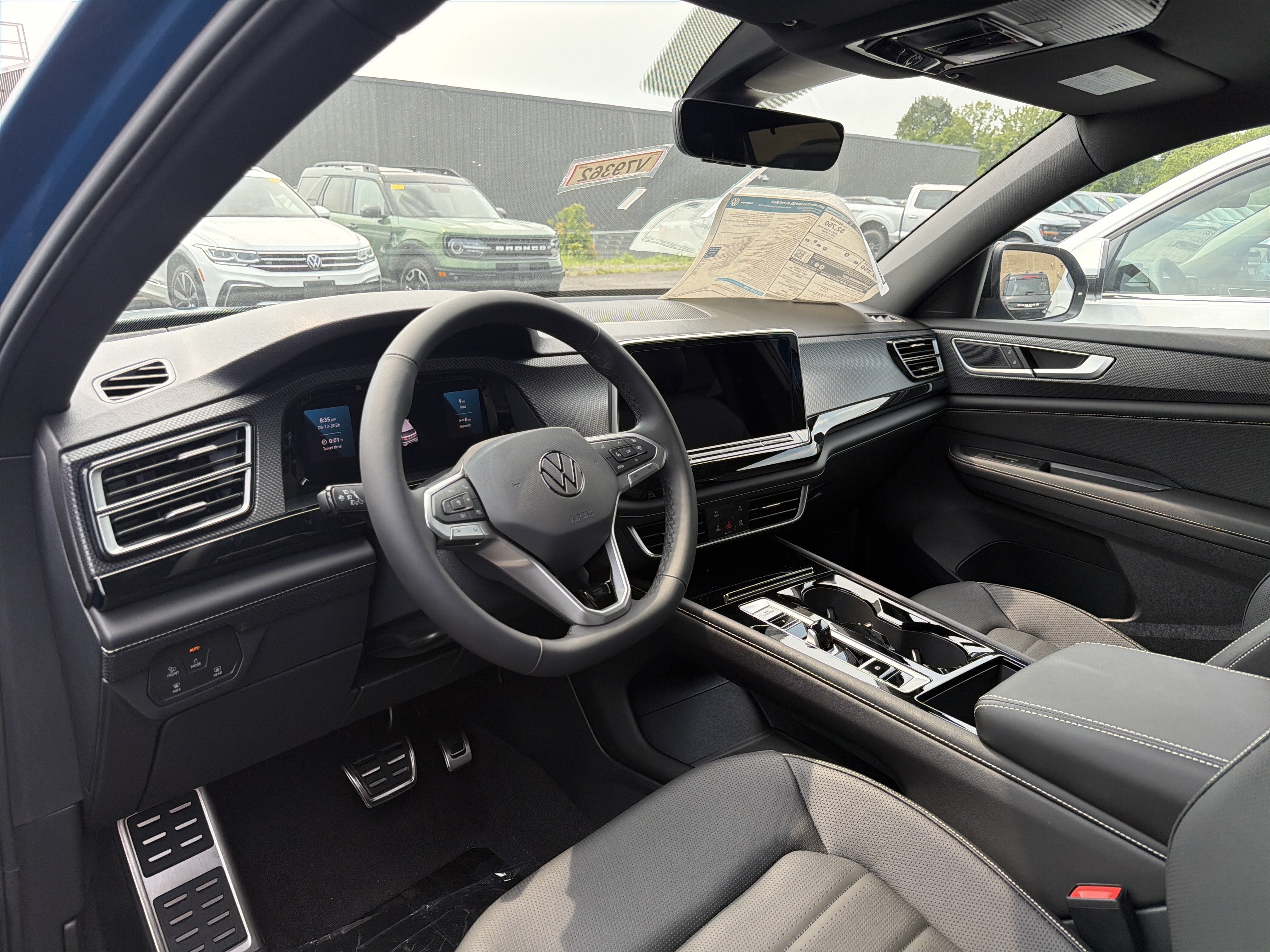 2026 Volkswagen Atlas Cross Sport 2.0T SEL R-Line Black 4MOTION