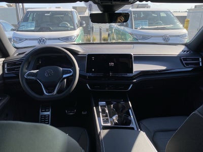 2026 Volkswagen Atlas Cross Sport 2.0T SEL R-Line Black 4MOTION