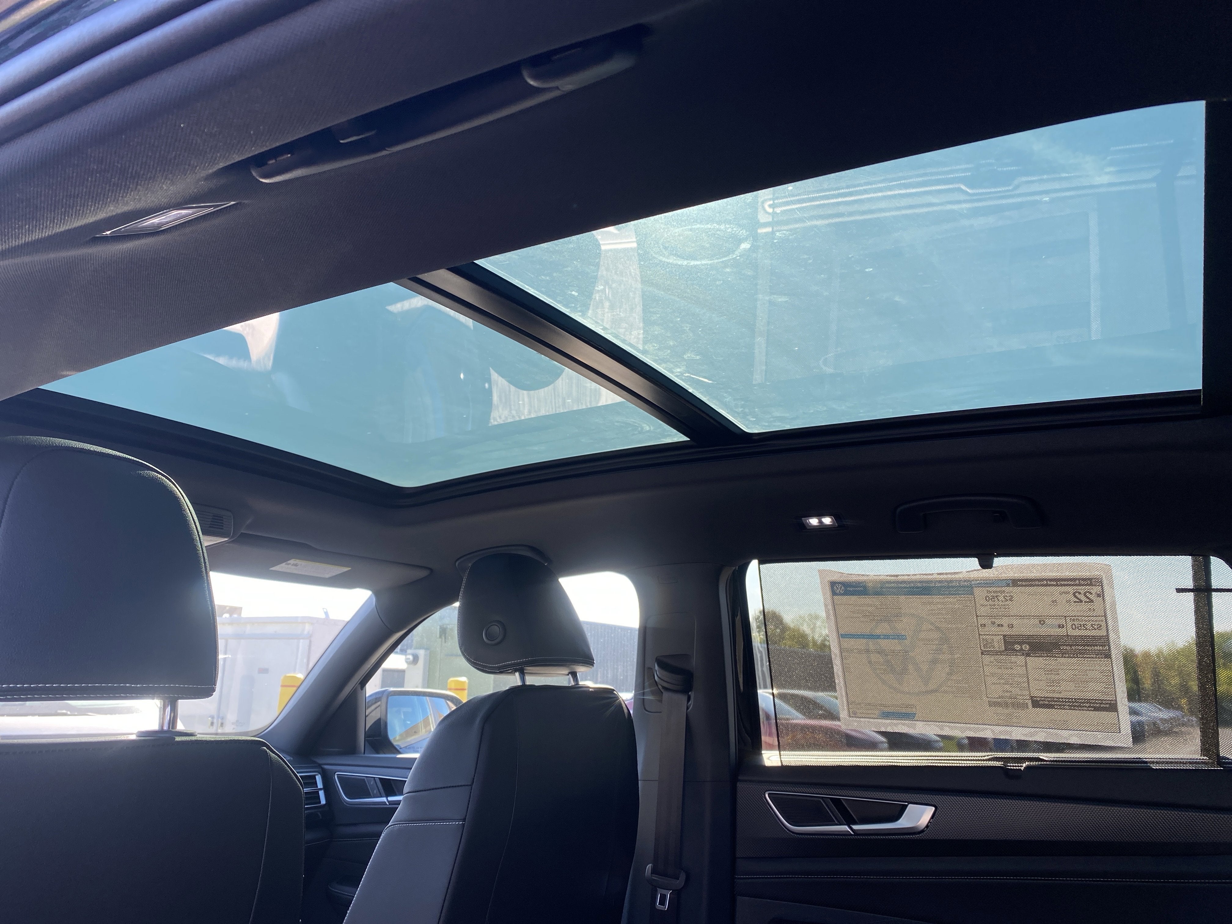 2026 Volkswagen Atlas Cross Sport 2.0T SEL R-Line Black 4MOTION