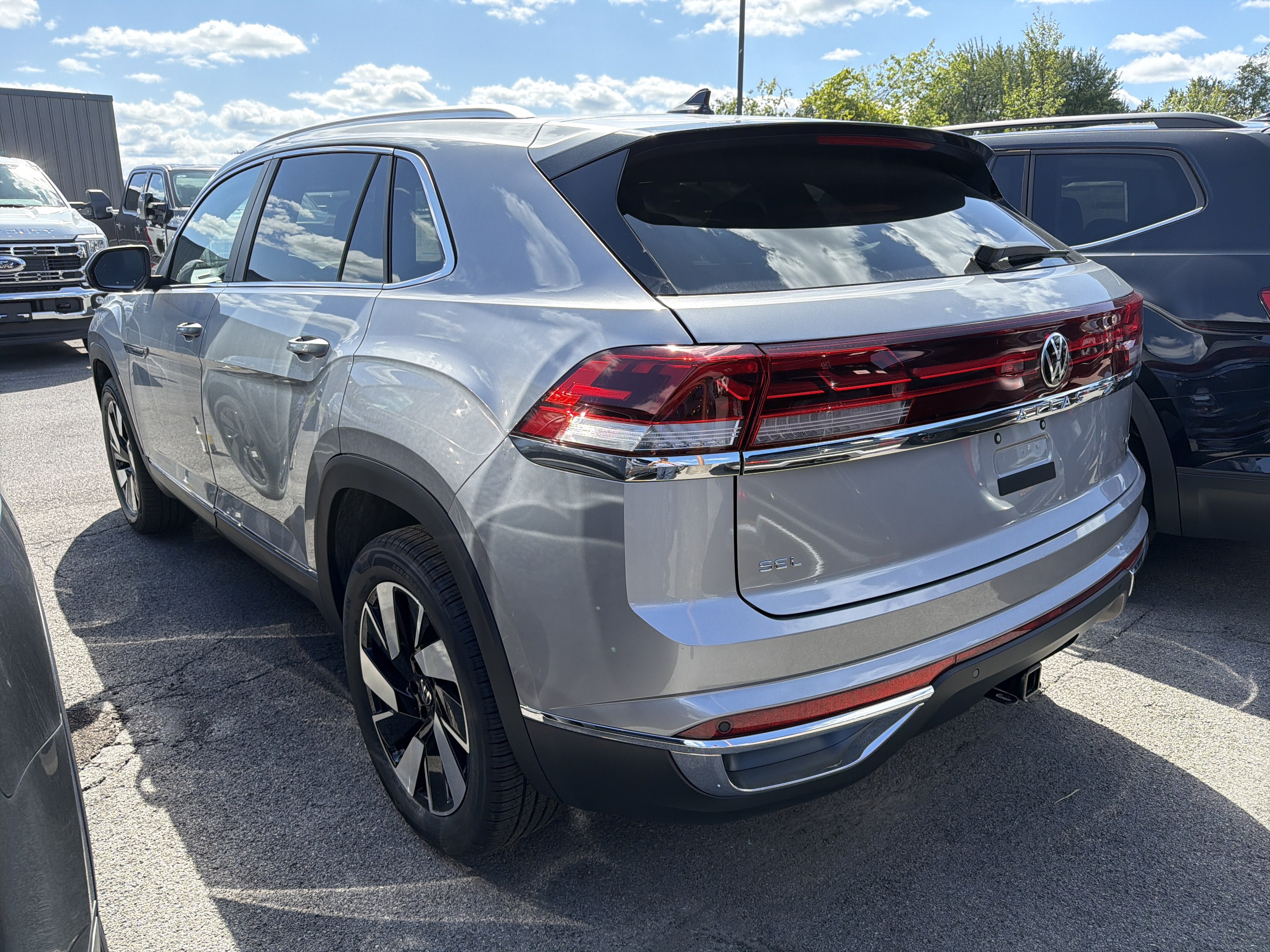 2026 Volkswagen Atlas Cross Sport 2.0T SEL 4MOTION