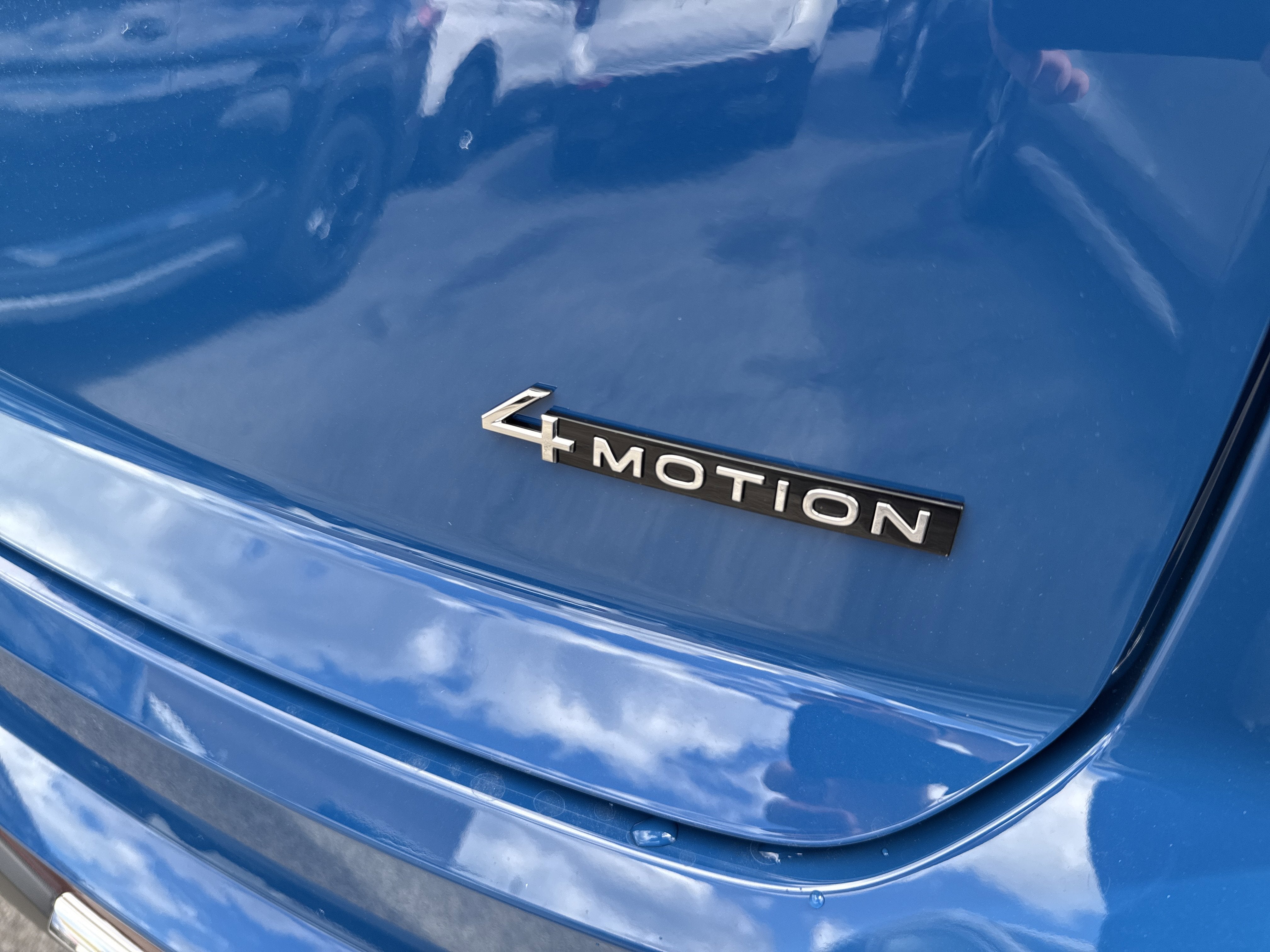 2026 Volkswagen Atlas Cross Sport 2.0T SEL 4MOTION