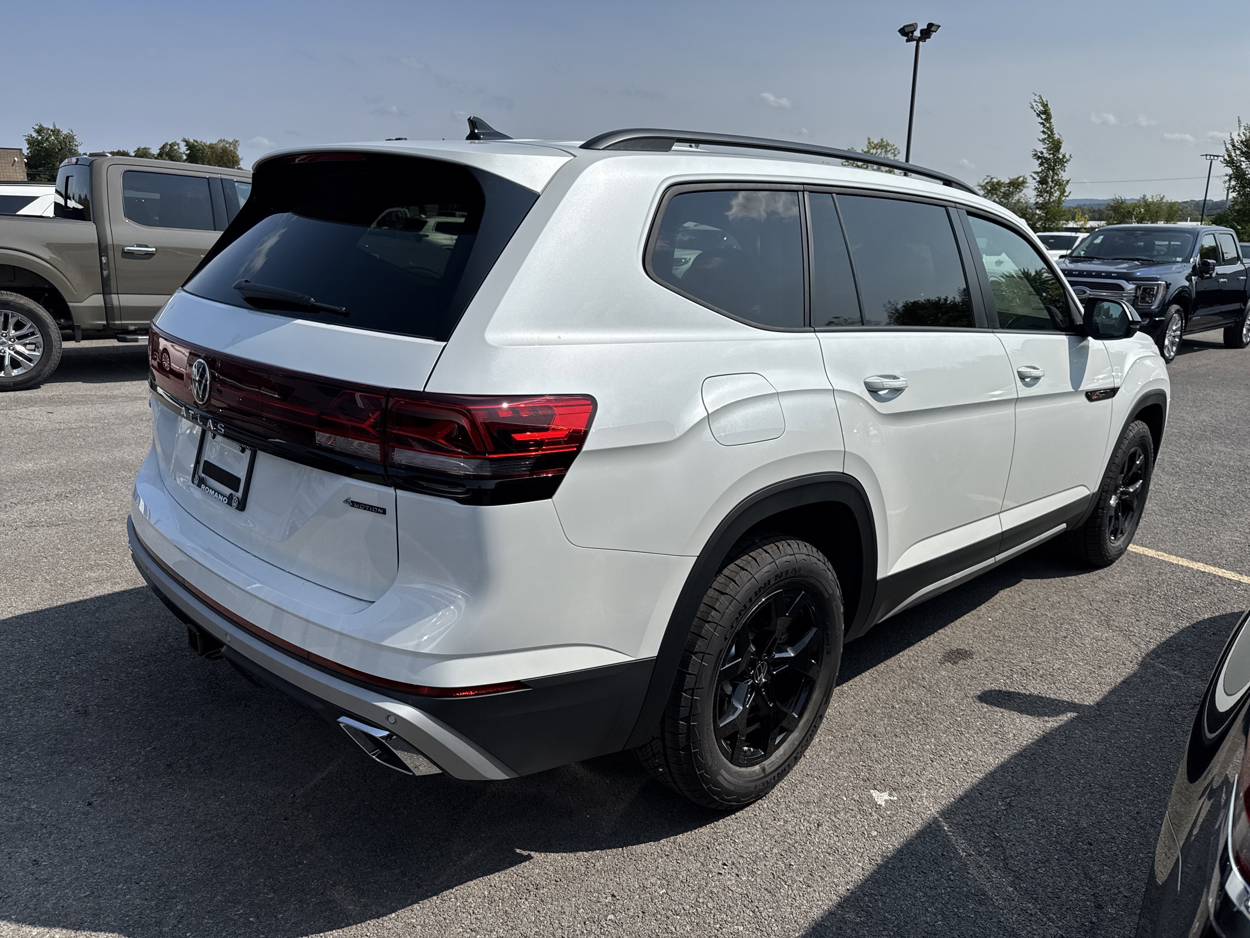 2026 Volkswagen Atlas 2.0T Peak Edition 4MOTION