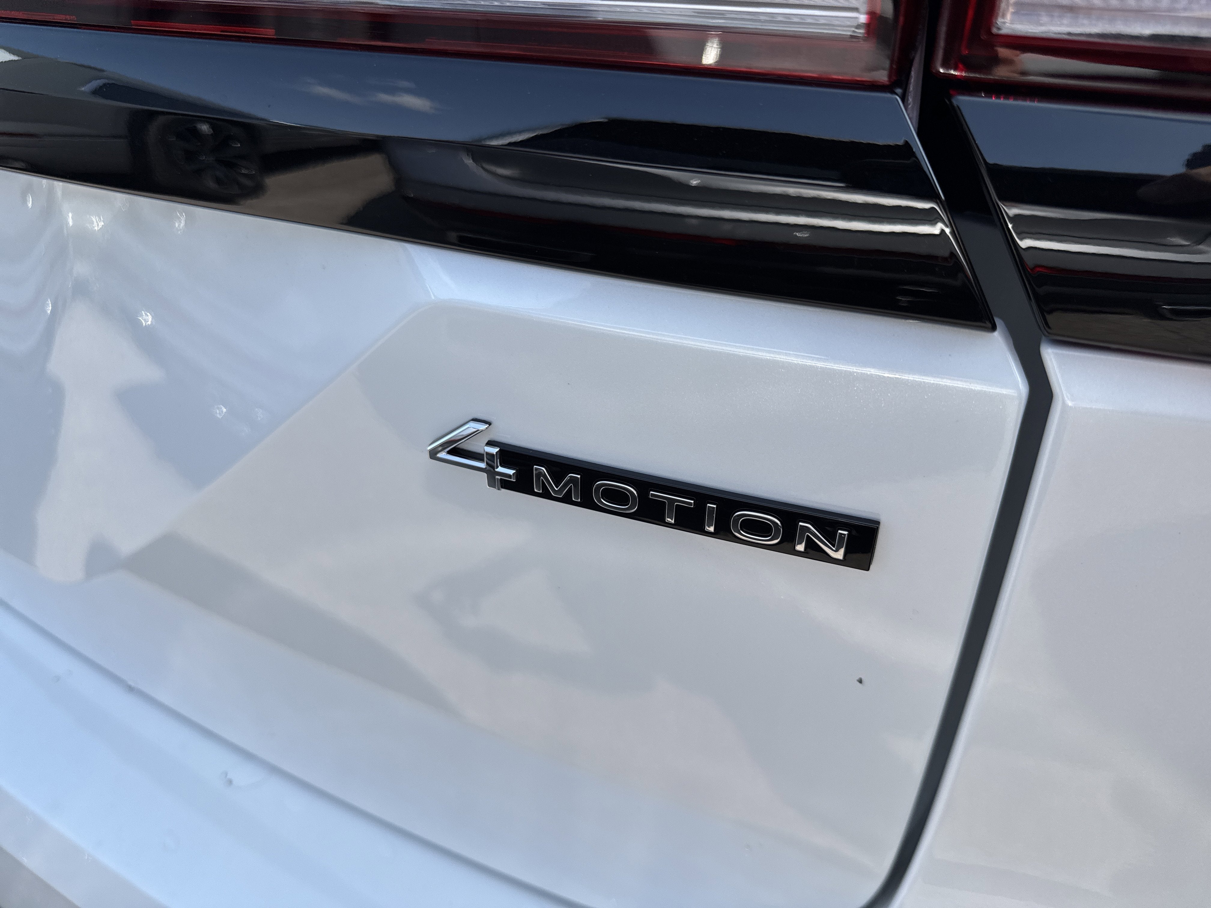 2026 Volkswagen Atlas 2.0T Peak Edition 4MOTION