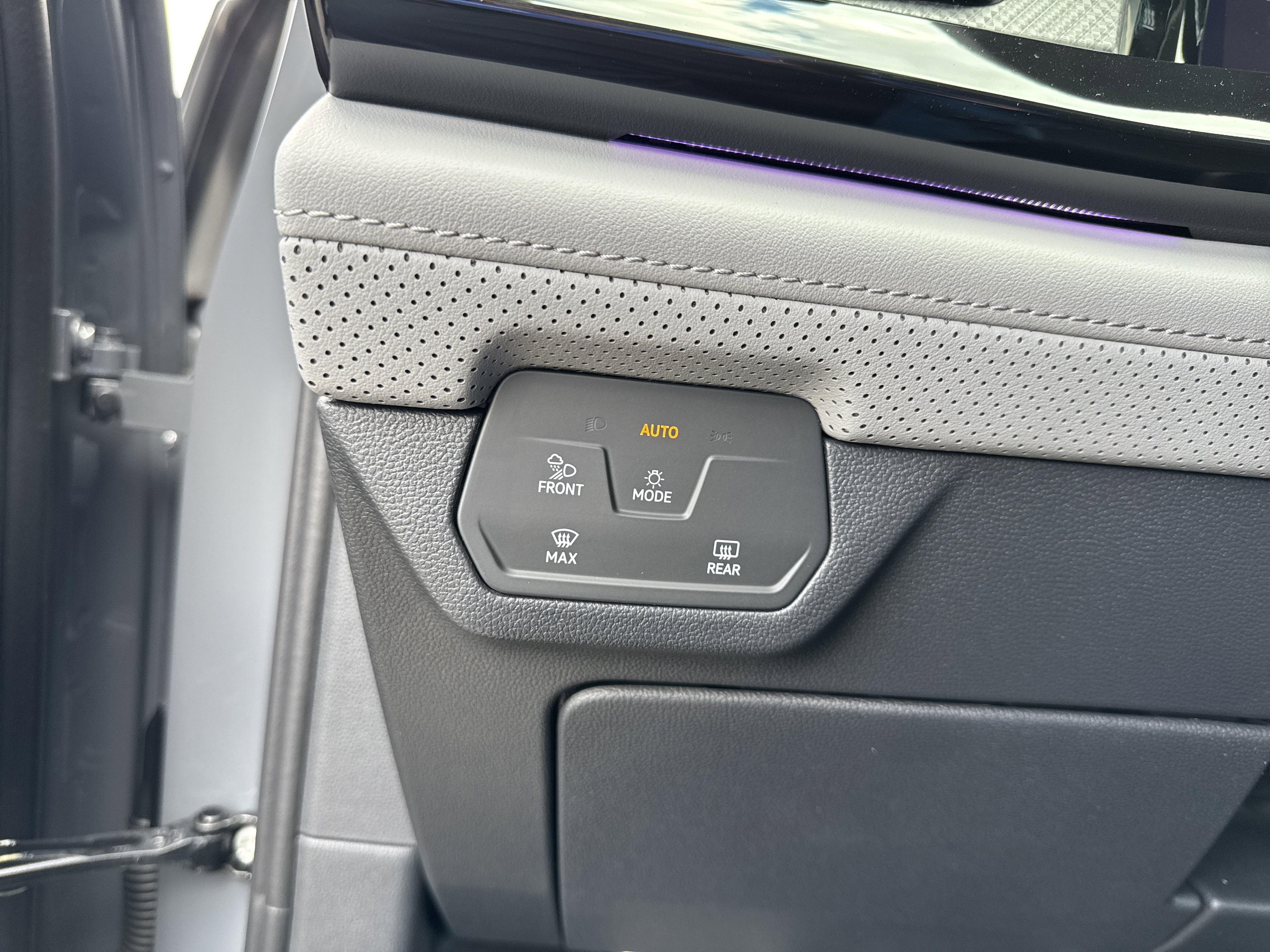 2026 Volkswagen Atlas 2.0T Peak Edition 4MOTION