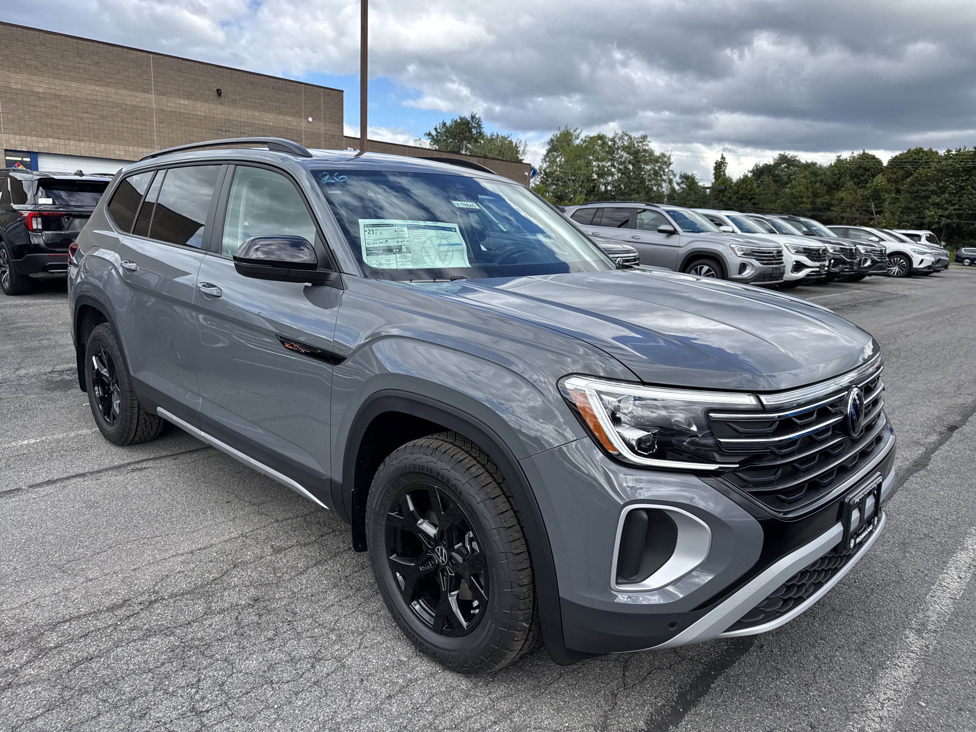 2026 Volkswagen Atlas 2.0T Peak Edition 4MOTION
