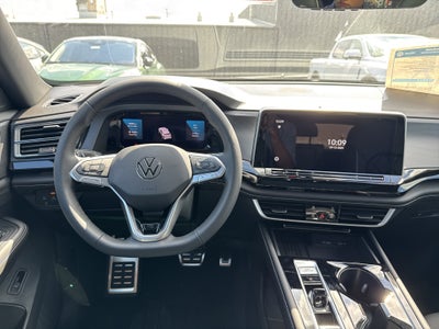 2026 Volkswagen Atlas Cross Sport 2.0T SEL Premium R-Line 4MOTION