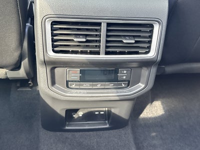 2026 Volkswagen Atlas 2.0T SEL Premium R-Line 4MOTION