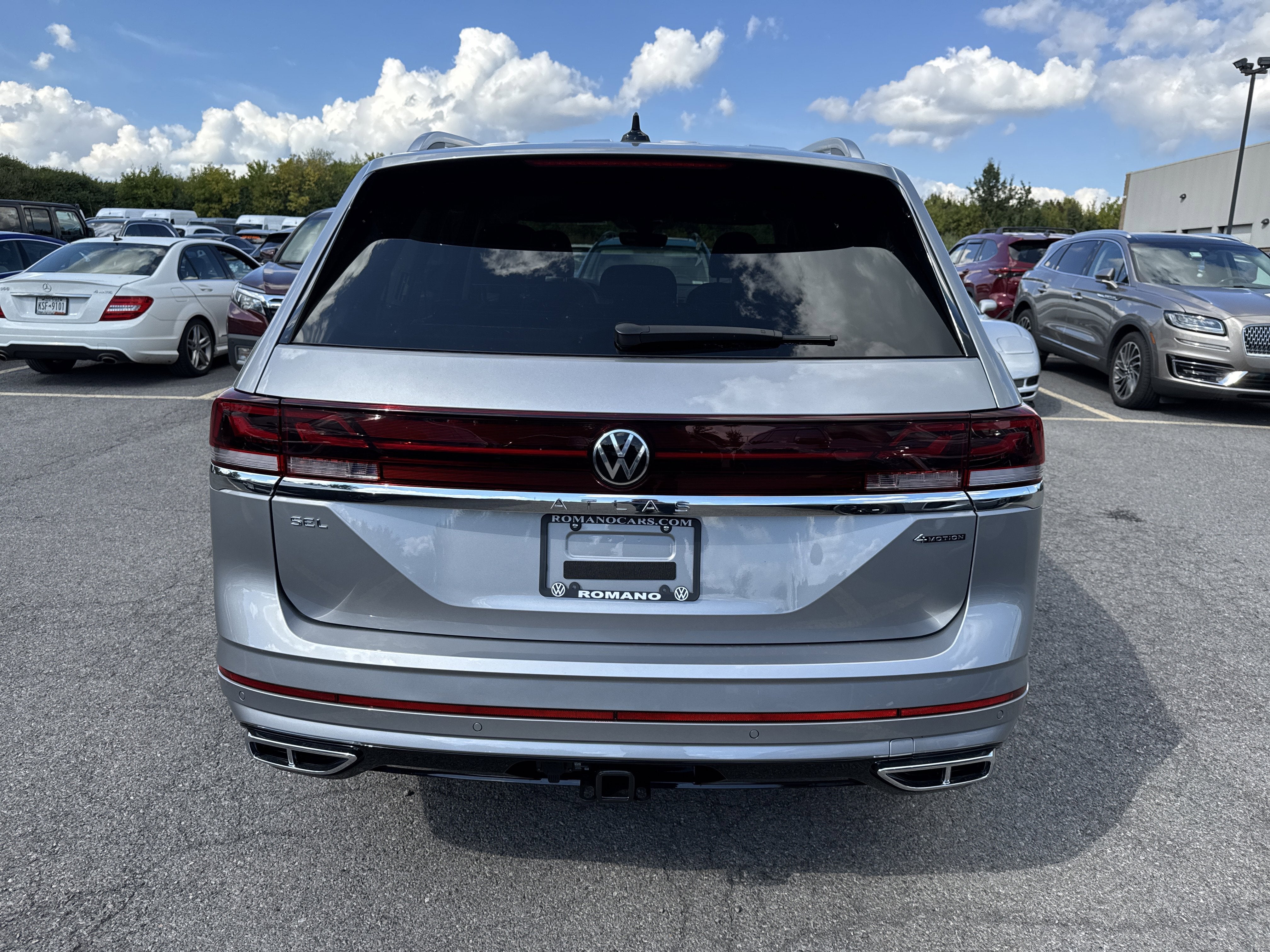 2026 Volkswagen Atlas 2.0T SEL Premium R-Line 4MOTION
