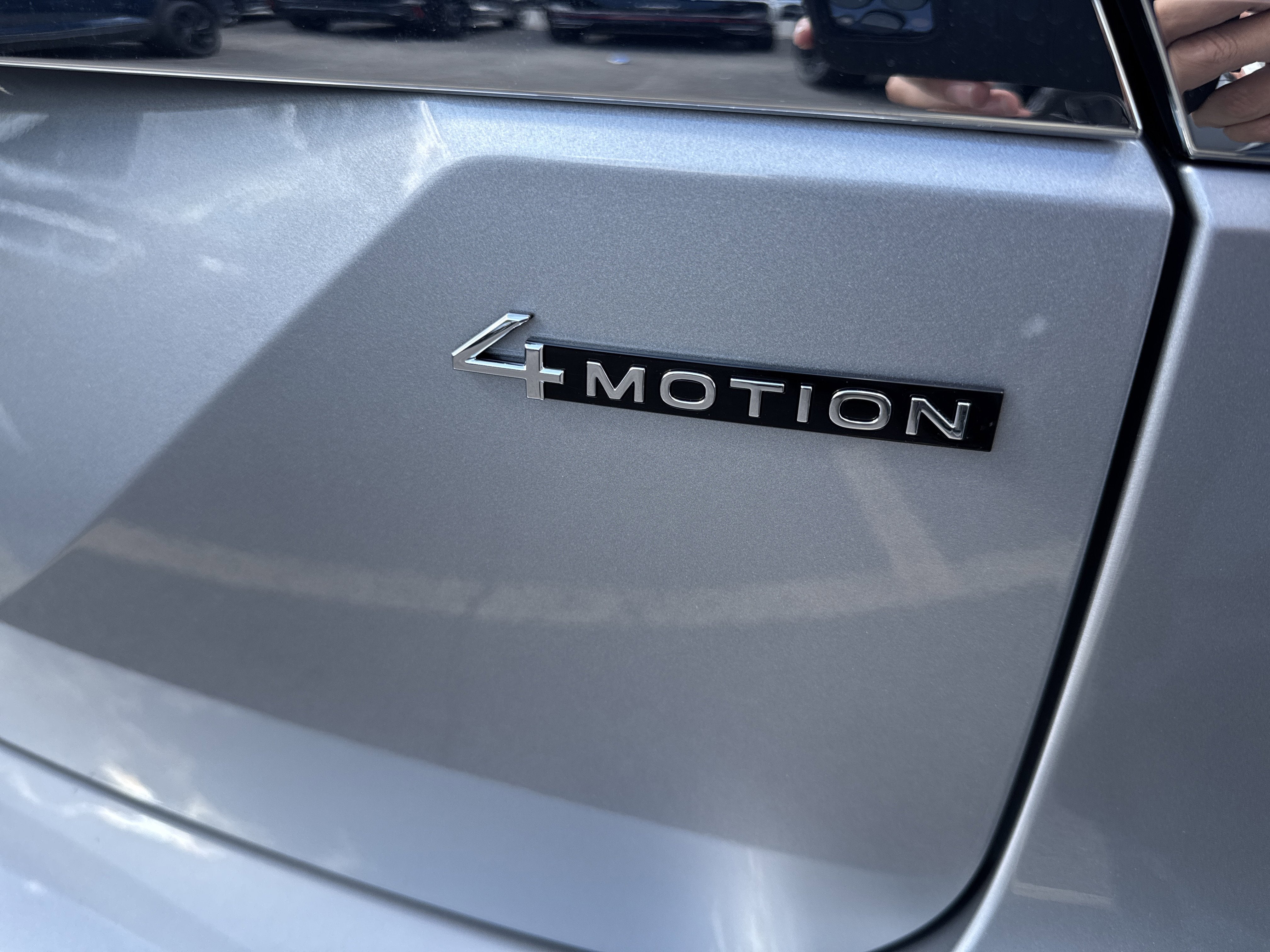 2026 Volkswagen Atlas 2.0T SEL Premium R-Line 4MOTION