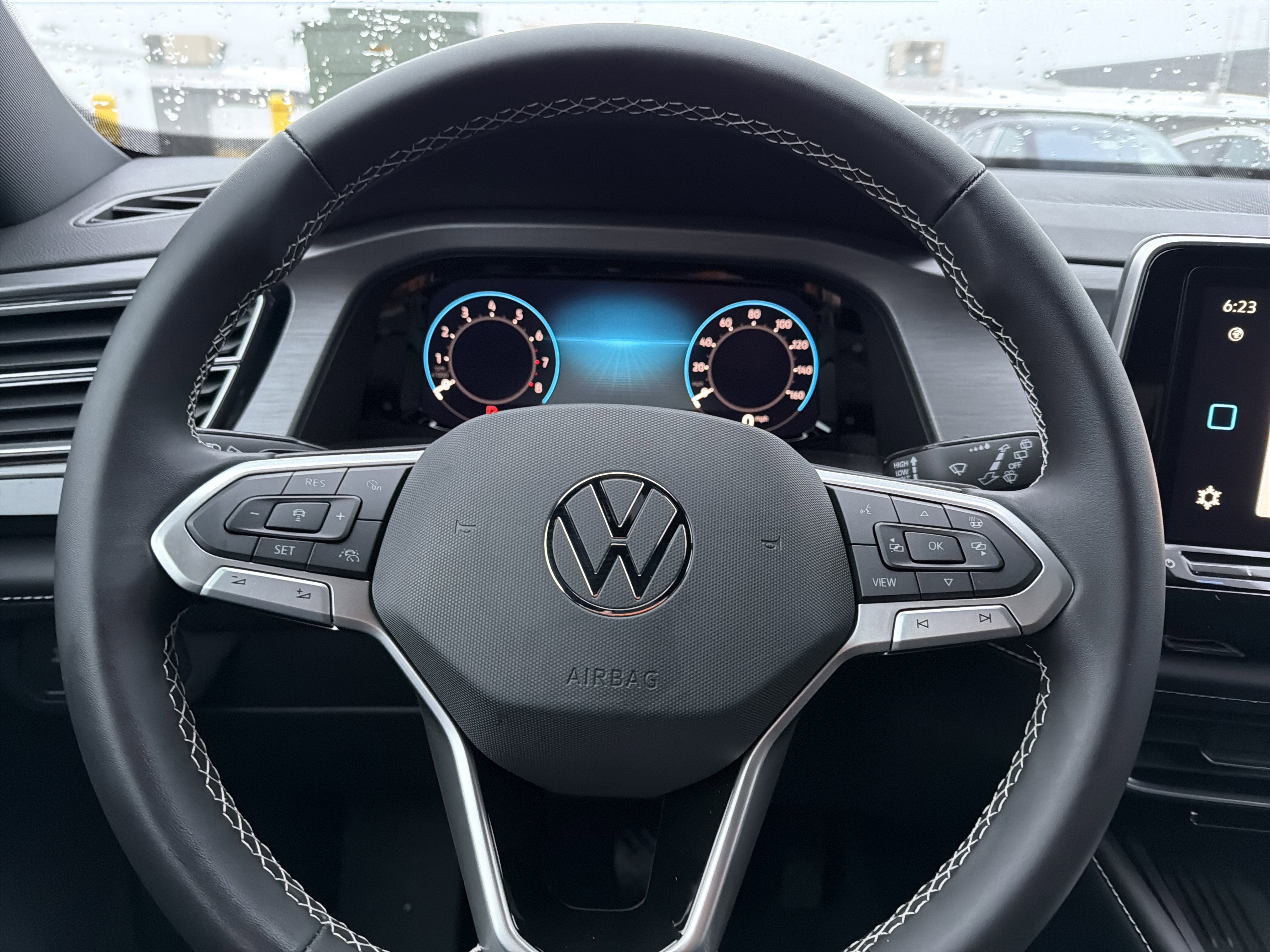 2026 Volkswagen Atlas Cross Sport 2.0T SE w/Technology 4MOTION