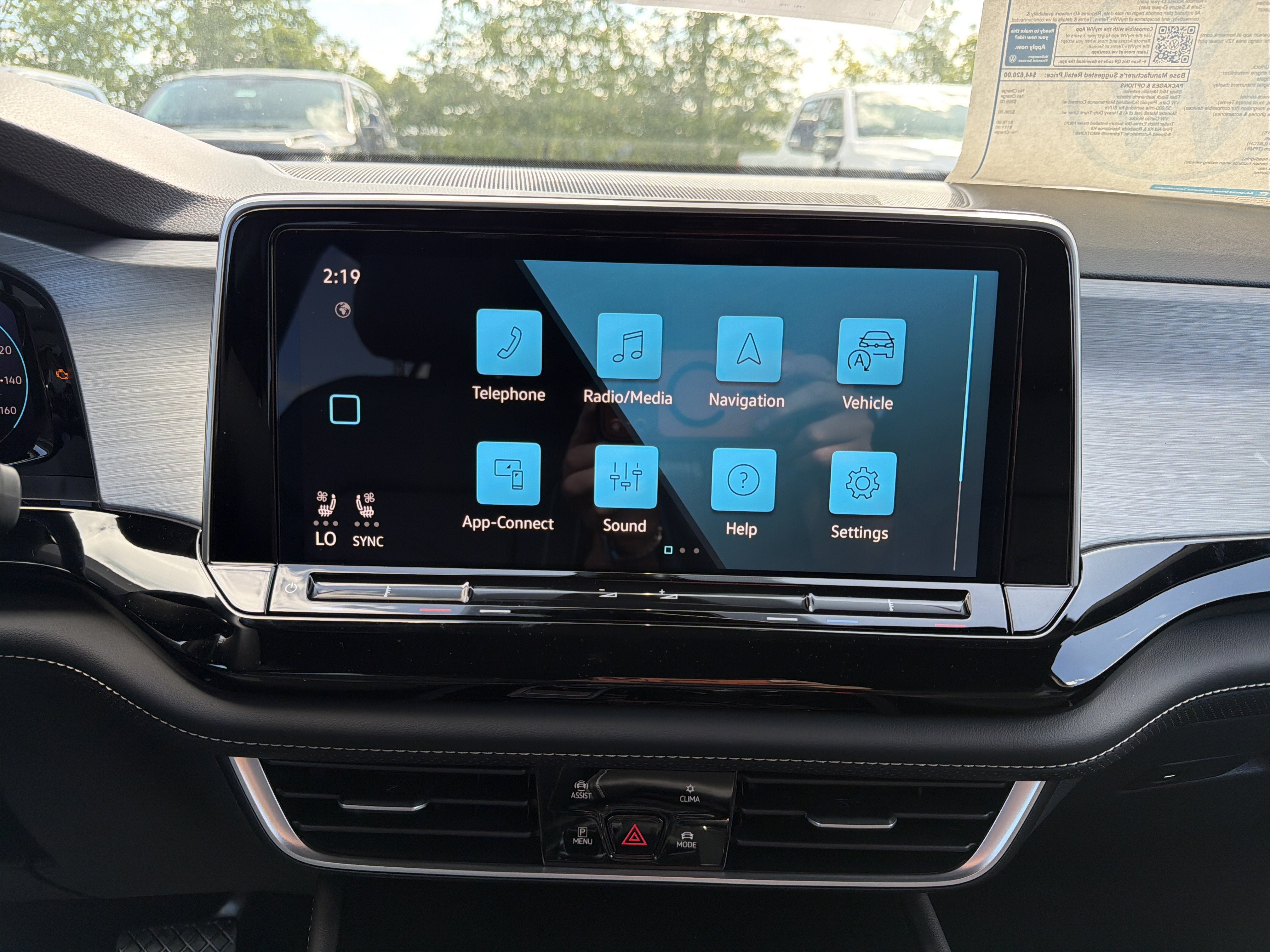 2026 Volkswagen Atlas Cross Sport 2.0T SE w/Technology 4MOTION