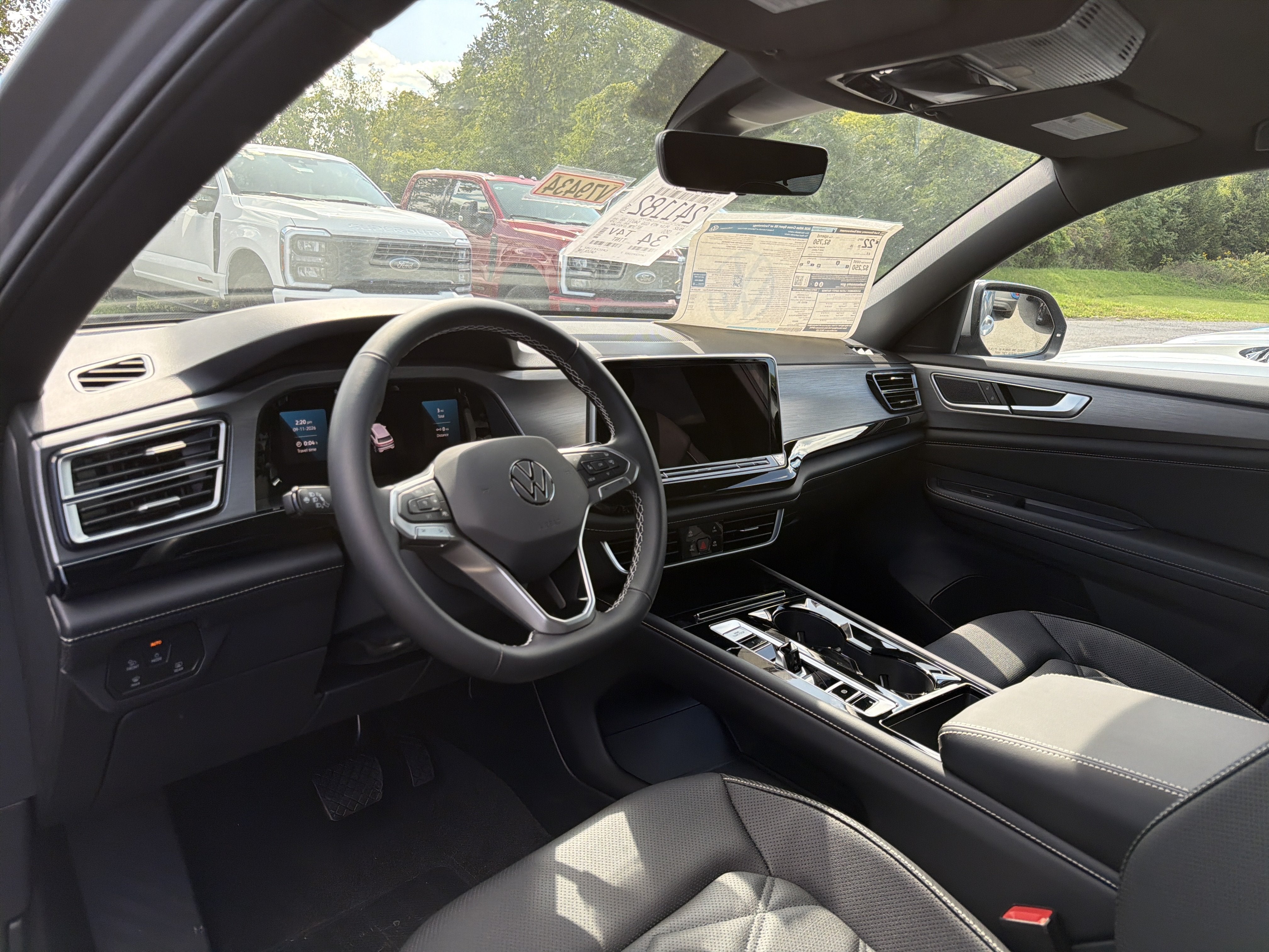 2026 Volkswagen Atlas Cross Sport 2.0T SE w/Technology 4MOTION