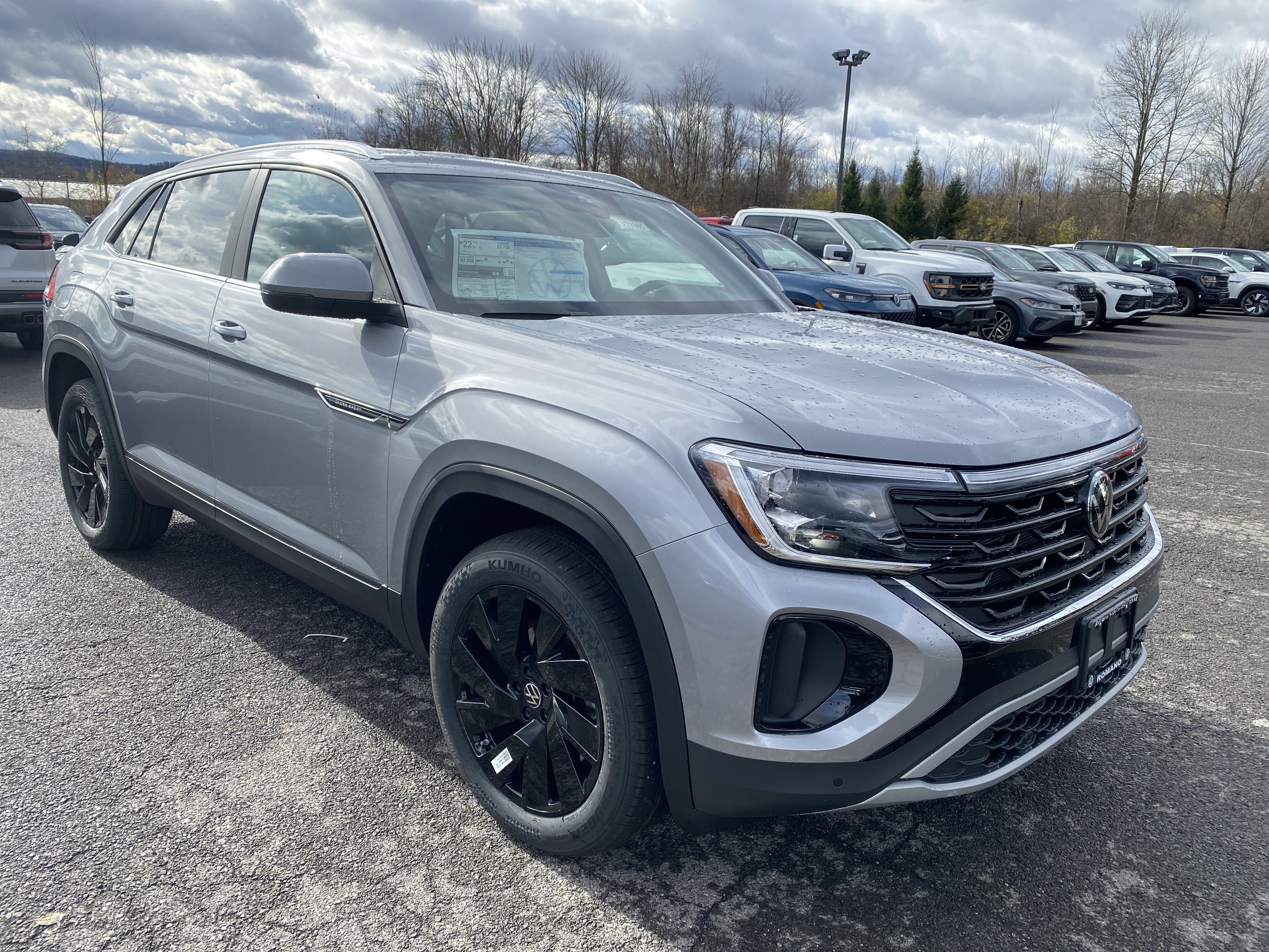 2026 Volkswagen Atlas Cross Sport 2.0T SE w/Technology 4MOTION