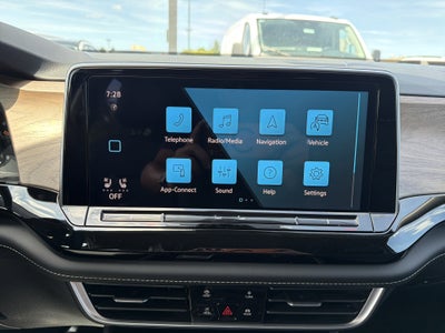 2026 Volkswagen Atlas 2.0T SE w/Technology 4MOTION