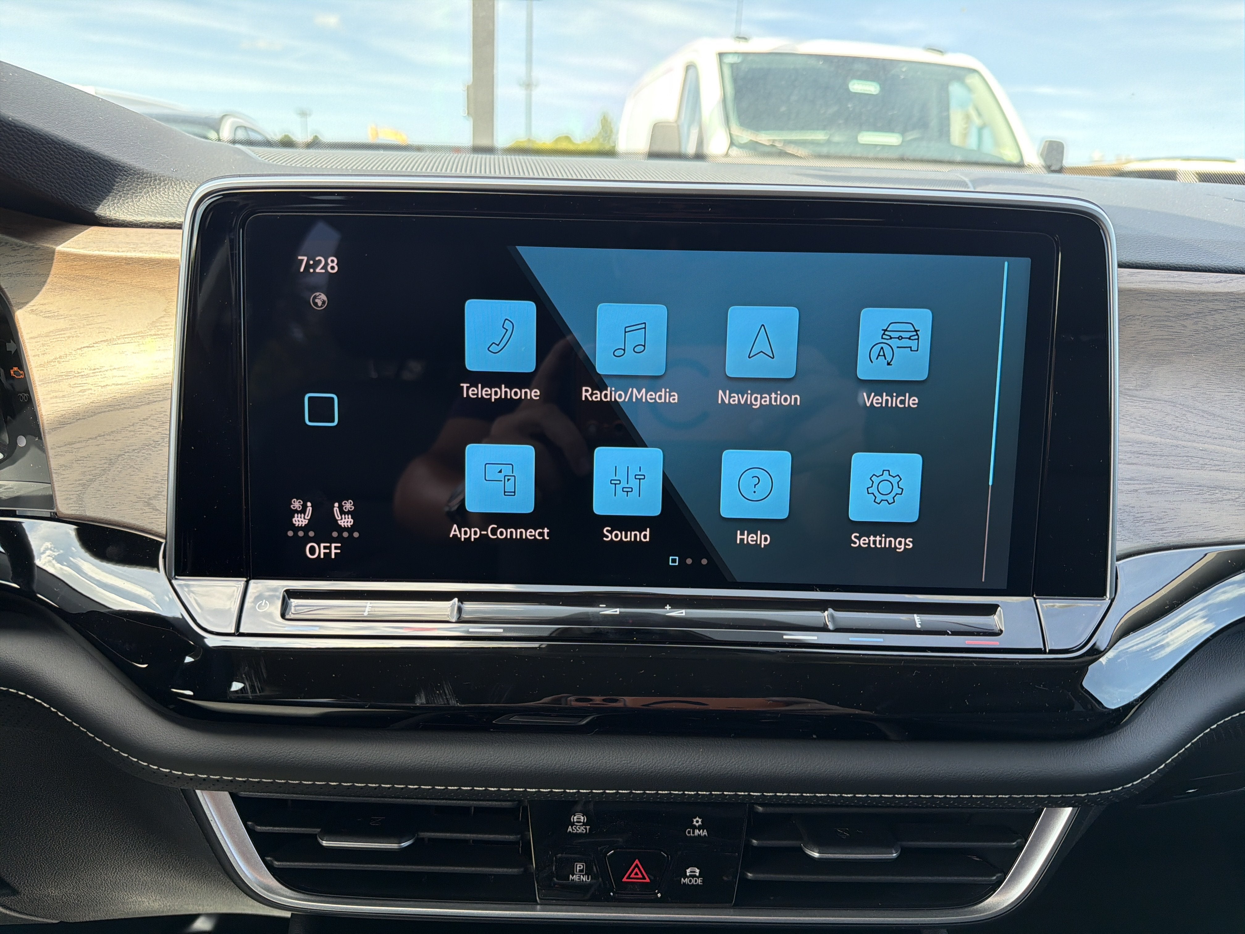 2026 Volkswagen Atlas 2.0T SE w/Technology 4MOTION