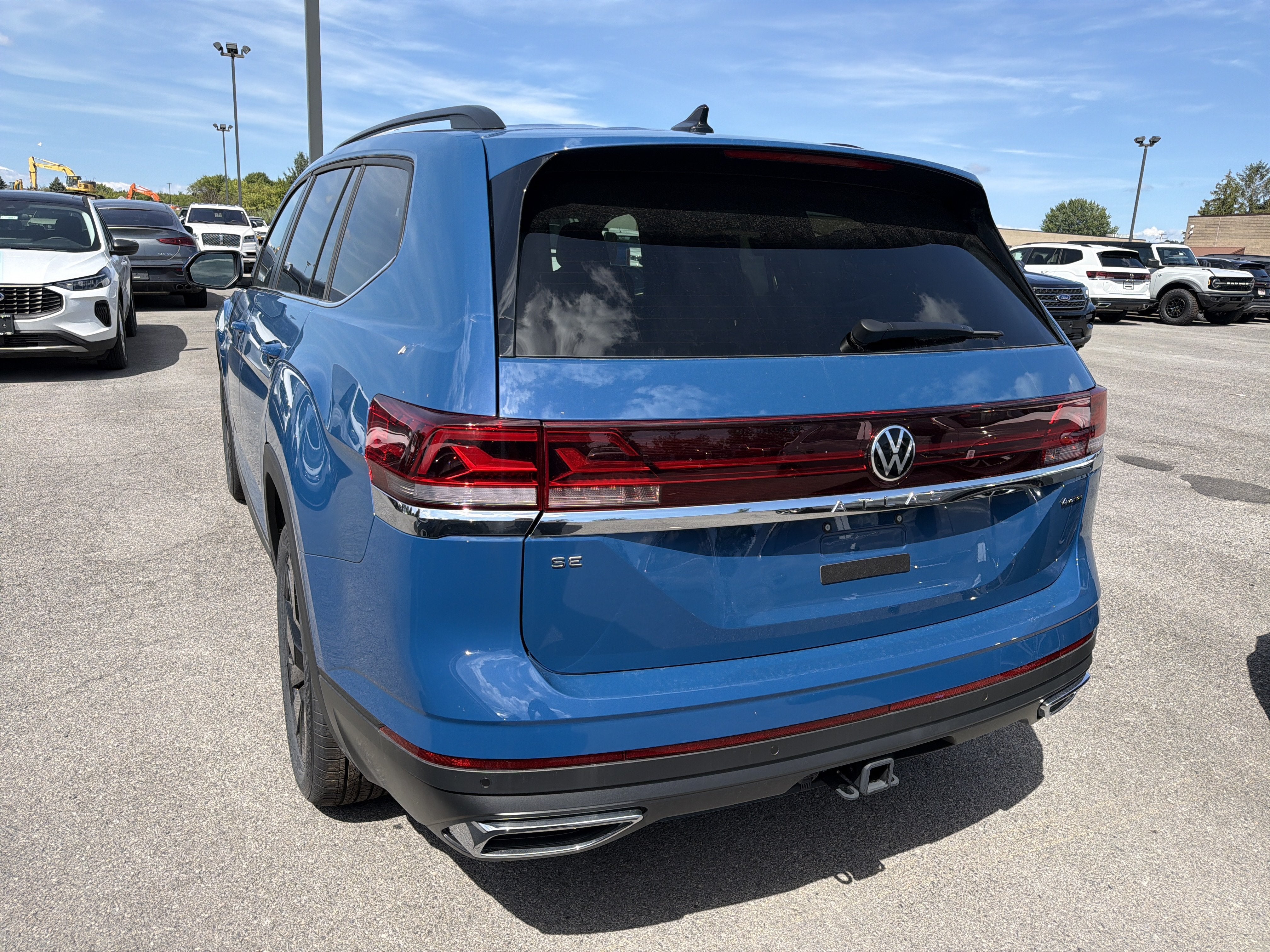 2026 Volkswagen Atlas 2.0T SE w/Technology 4MOTION