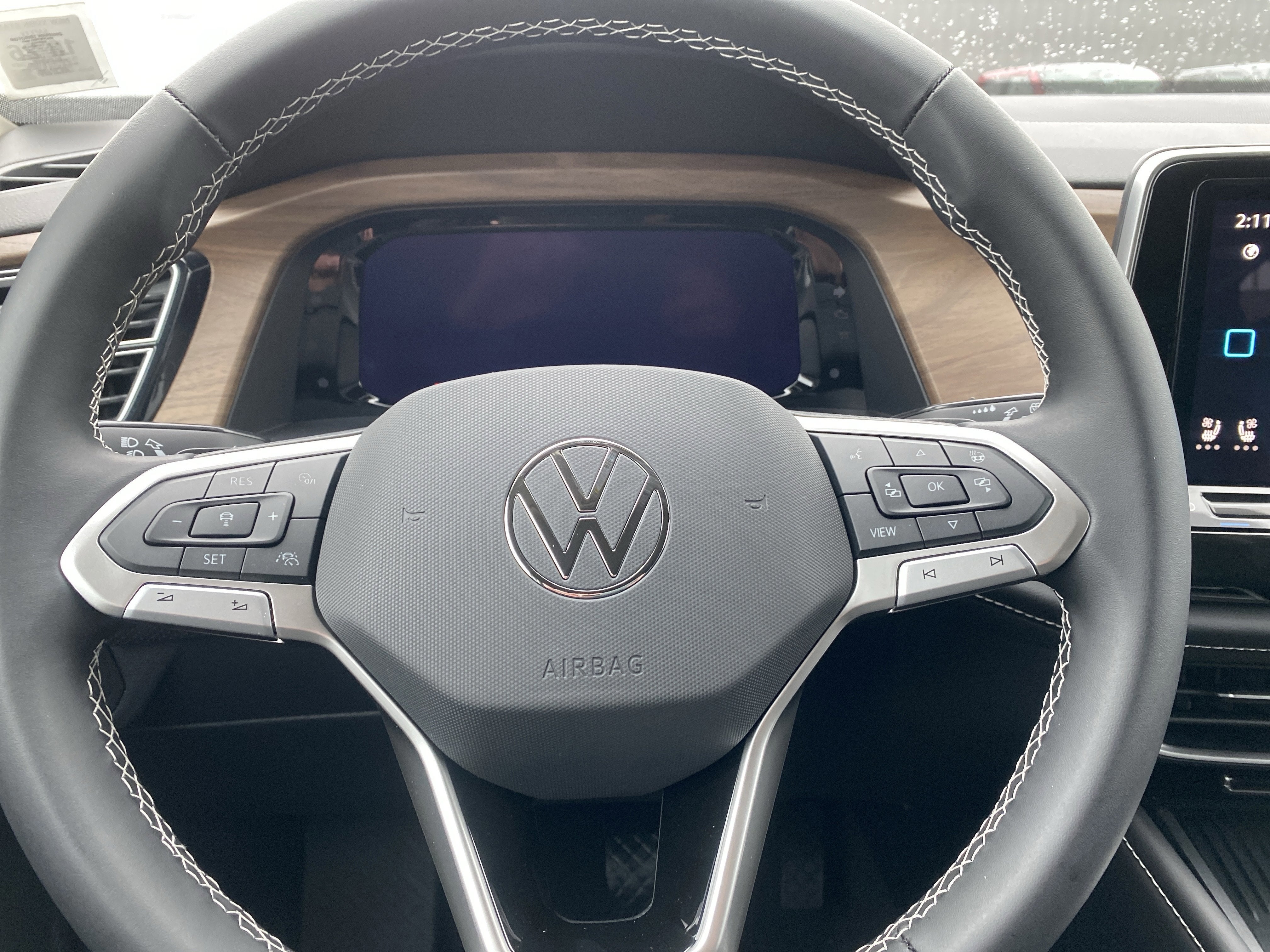 2026 Volkswagen Atlas 2.0T SE w/Technology 4MOTION