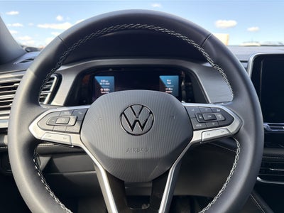 2026 Volkswagen Atlas Cross Sport 2.0T SE w/Technology 4MOTION
