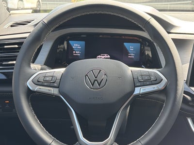2026 Volkswagen Atlas Cross Sport 2.0T SE w/Technology 4MOTION