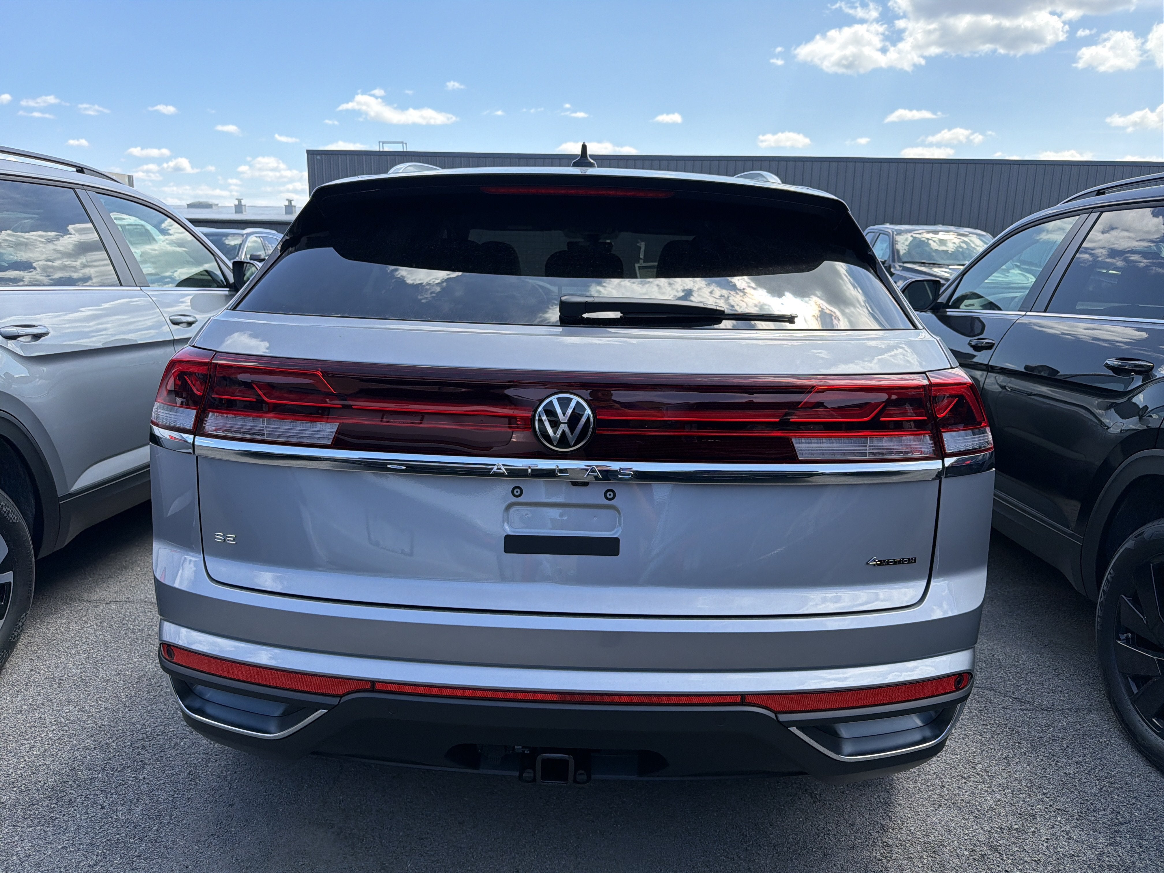 2026 Volkswagen Atlas Cross Sport 2.0T SE w/Technology 4MOTION