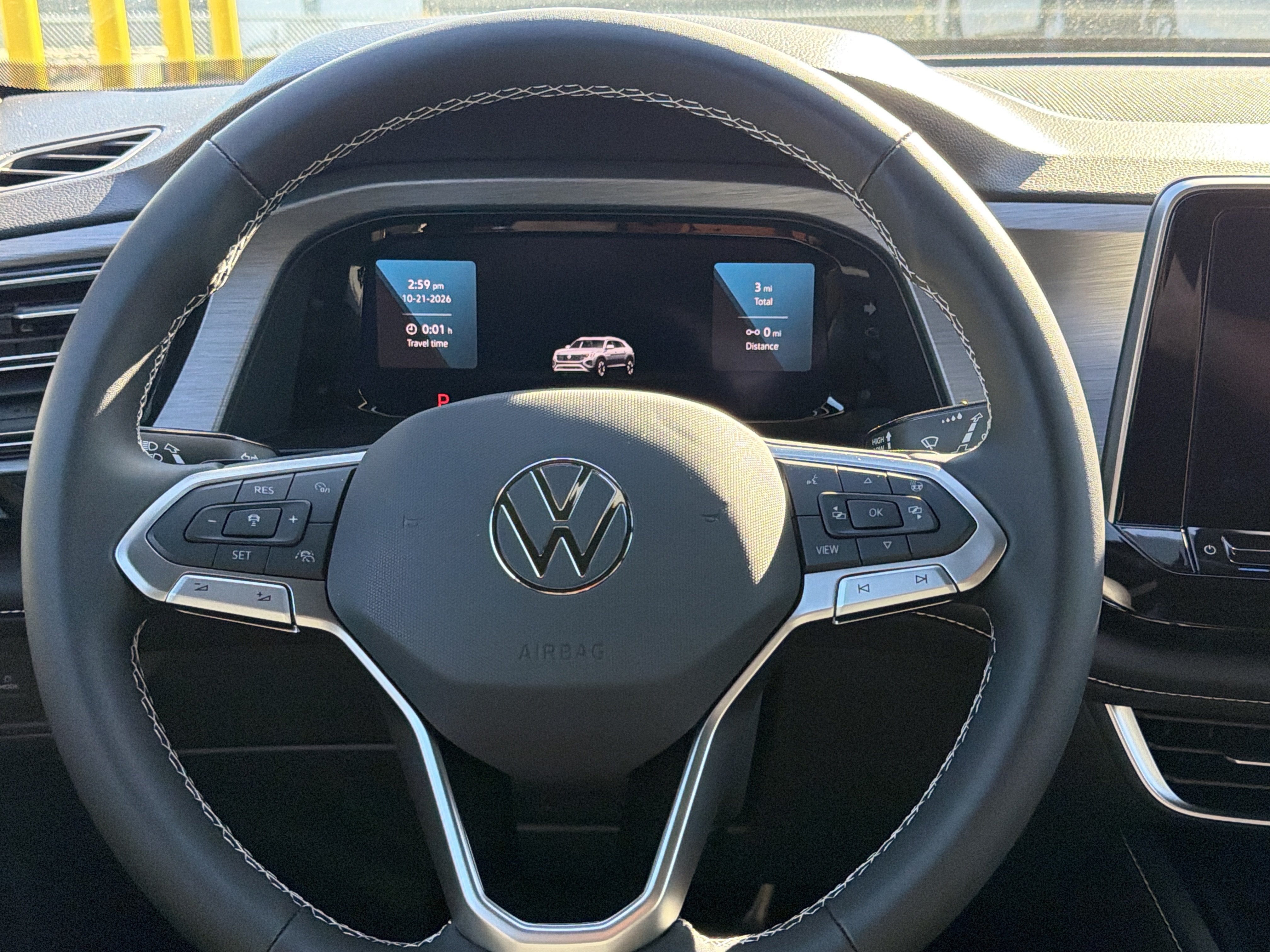 2026 Volkswagen Atlas Cross Sport 2.0T SE w/Technology 4MOTION