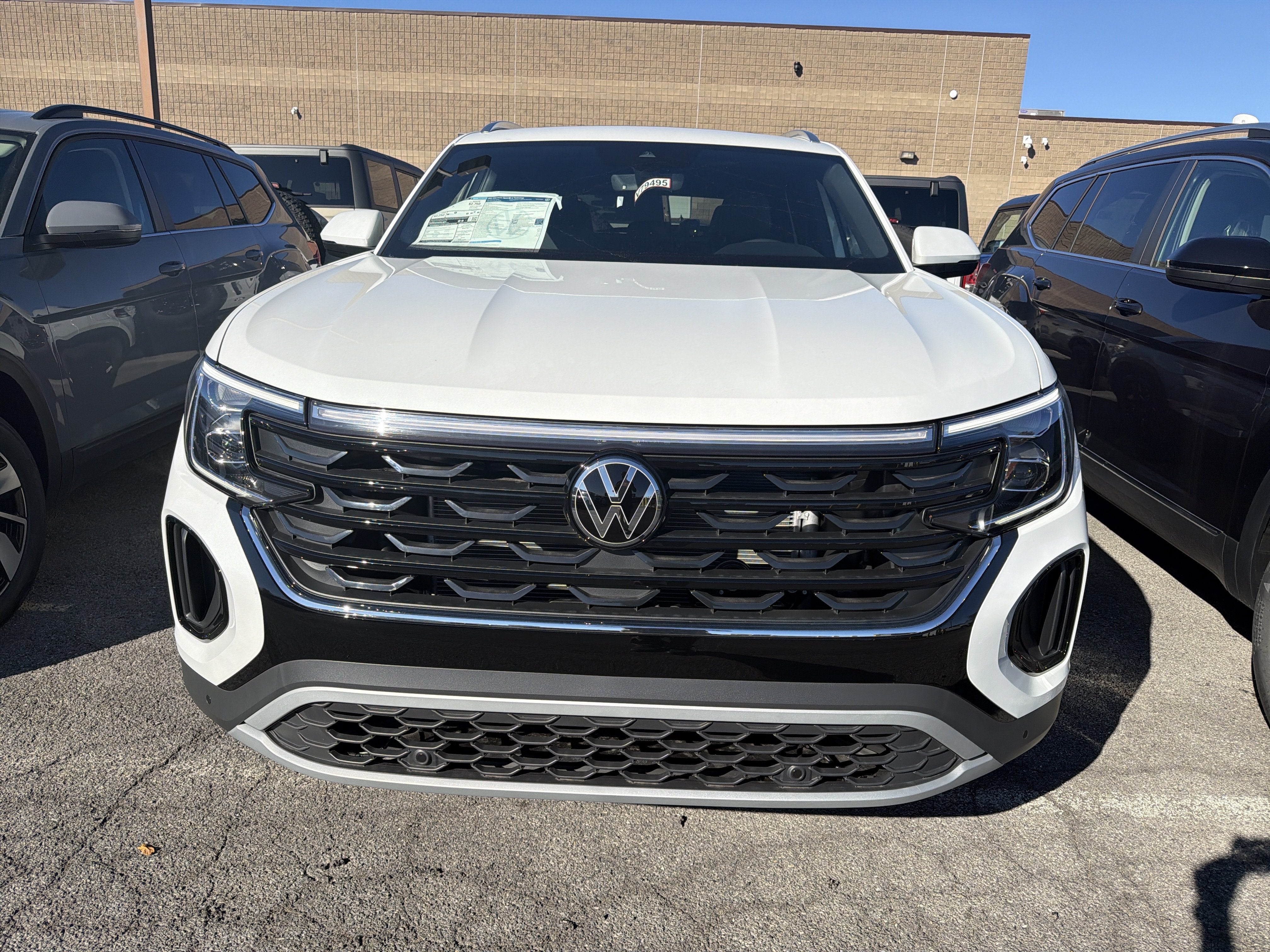 2026 Volkswagen Atlas Cross Sport 2.0T SE w/Technology 4MOTION