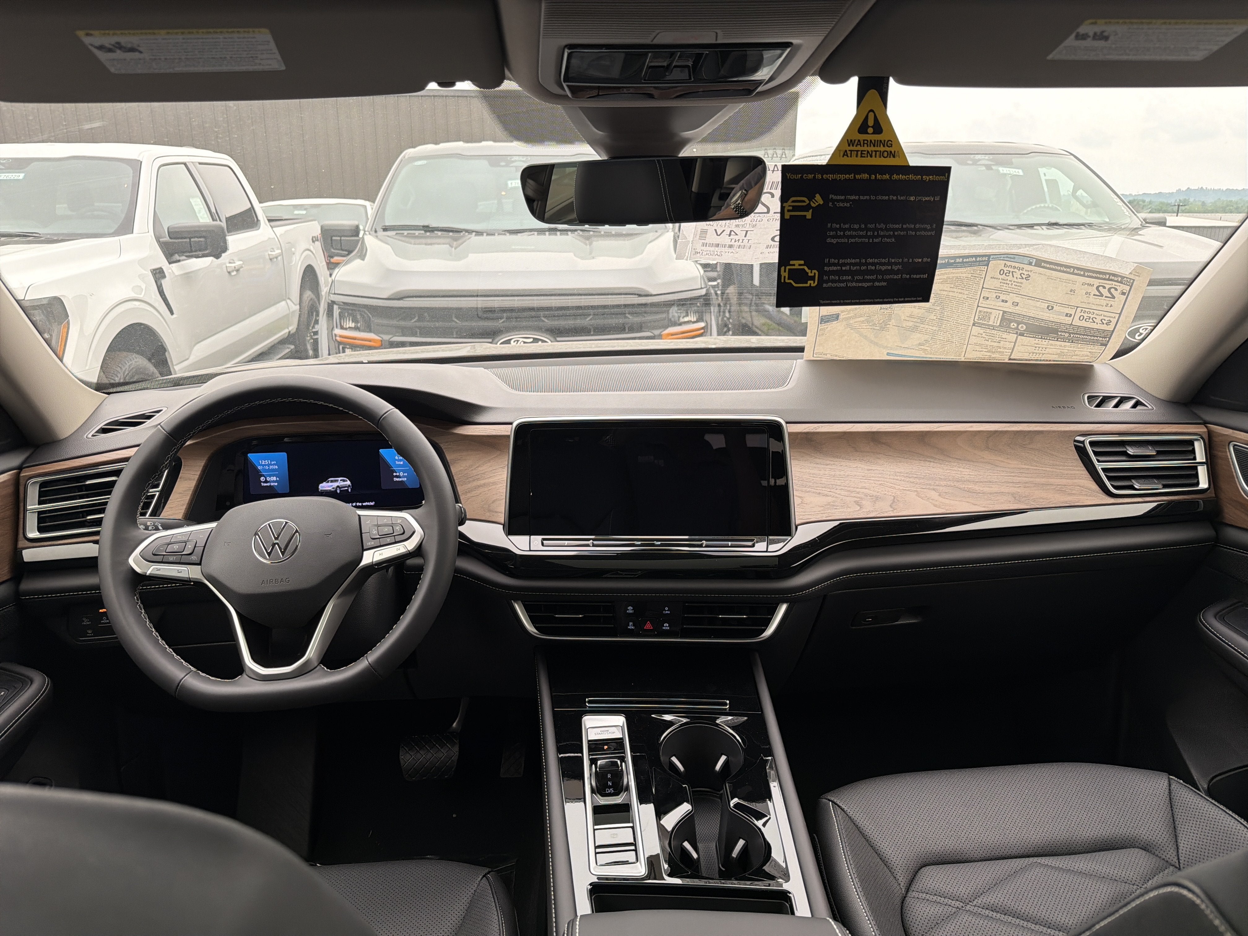 2026 Volkswagen Atlas 2.0T SE w/Technology 4MOTION