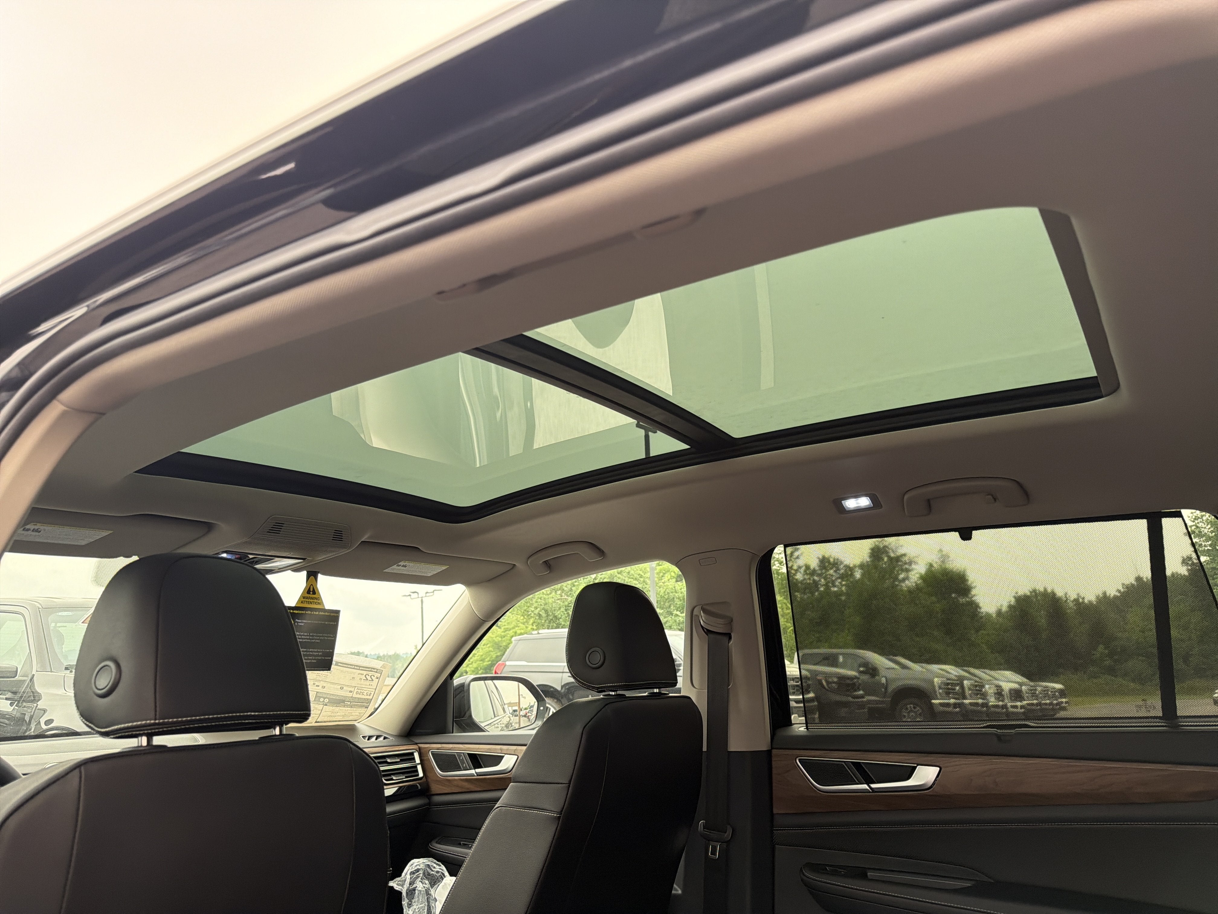 2026 Volkswagen Atlas 2.0T SE w/Technology 4MOTION