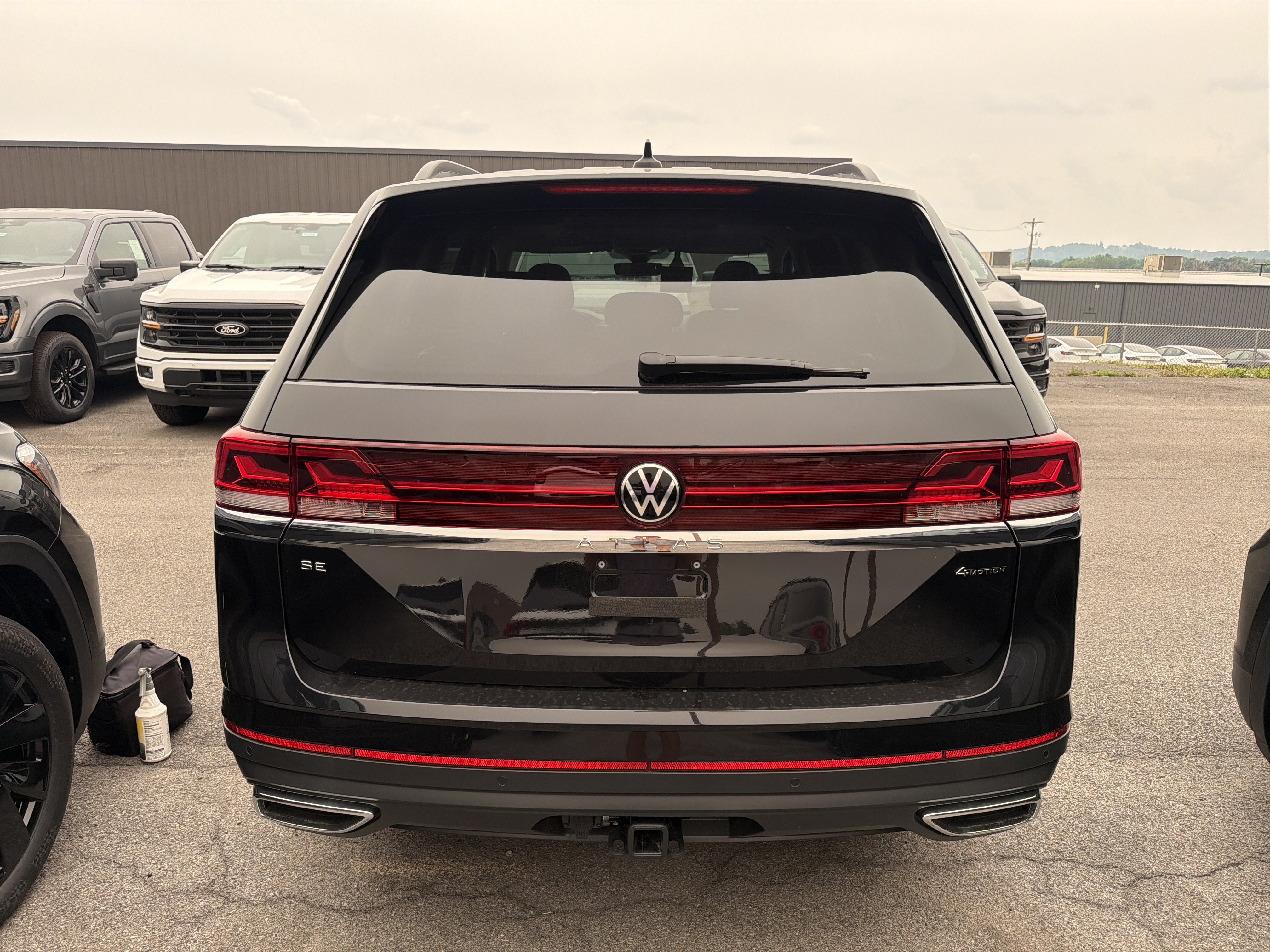 2026 Volkswagen Atlas 2.0T SE w/Technology 4MOTION