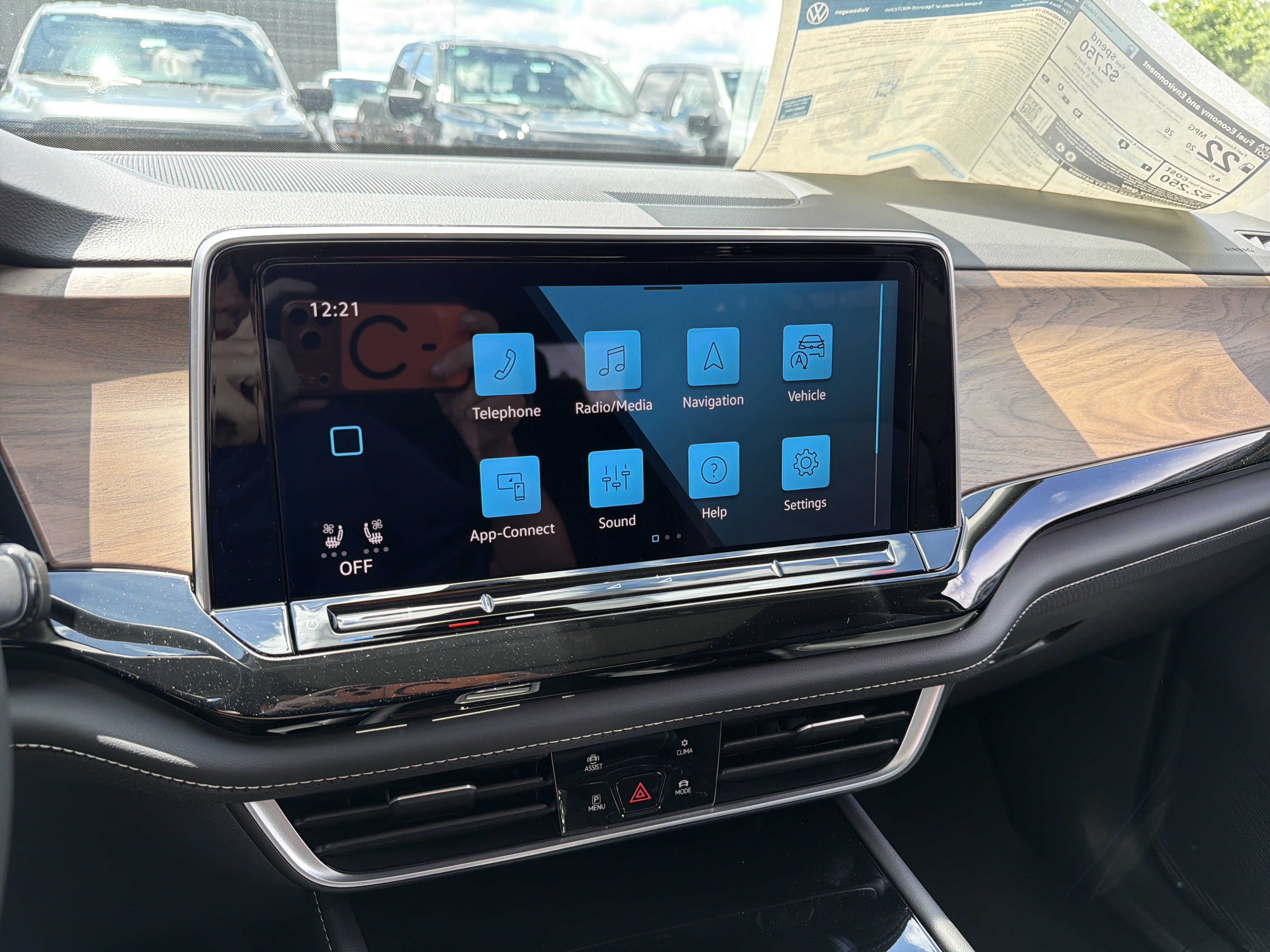 2026 Volkswagen Atlas 2.0T SE w/Technology 4MOTION