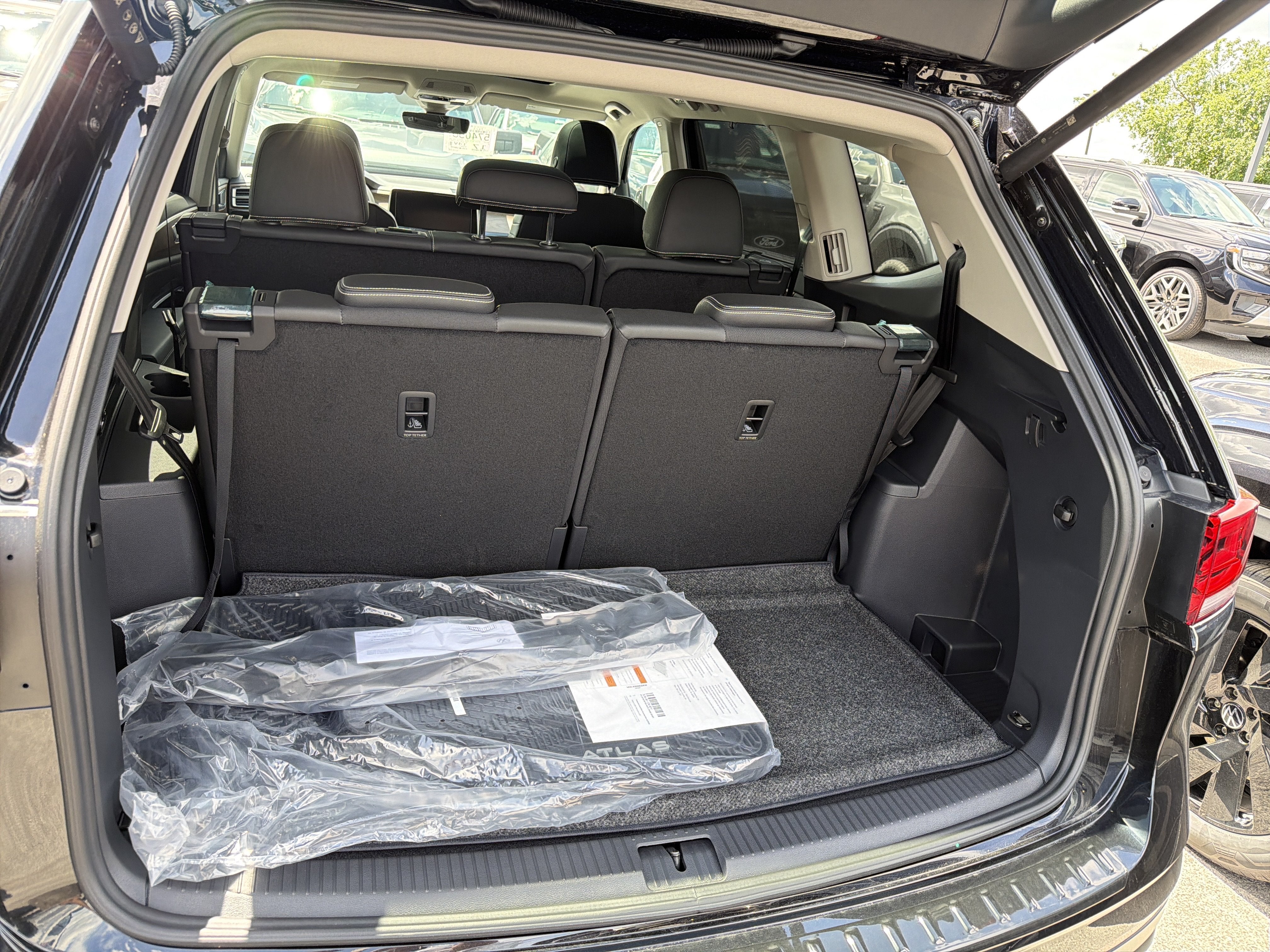 2026 Volkswagen Atlas 2.0T SE w/Technology 4MOTION