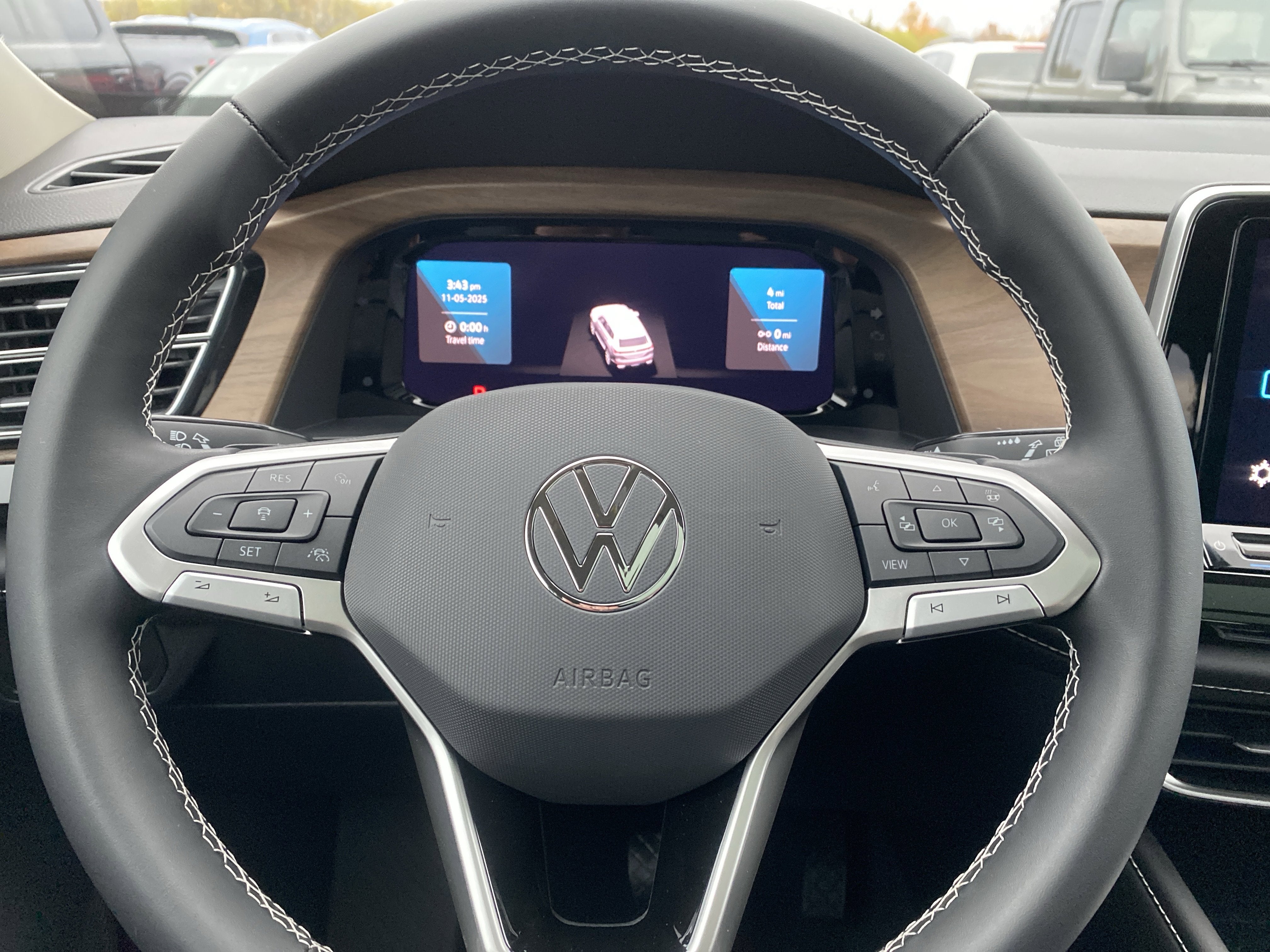 2026 Volkswagen Atlas 2.0T SE w/Technology 4MOTION