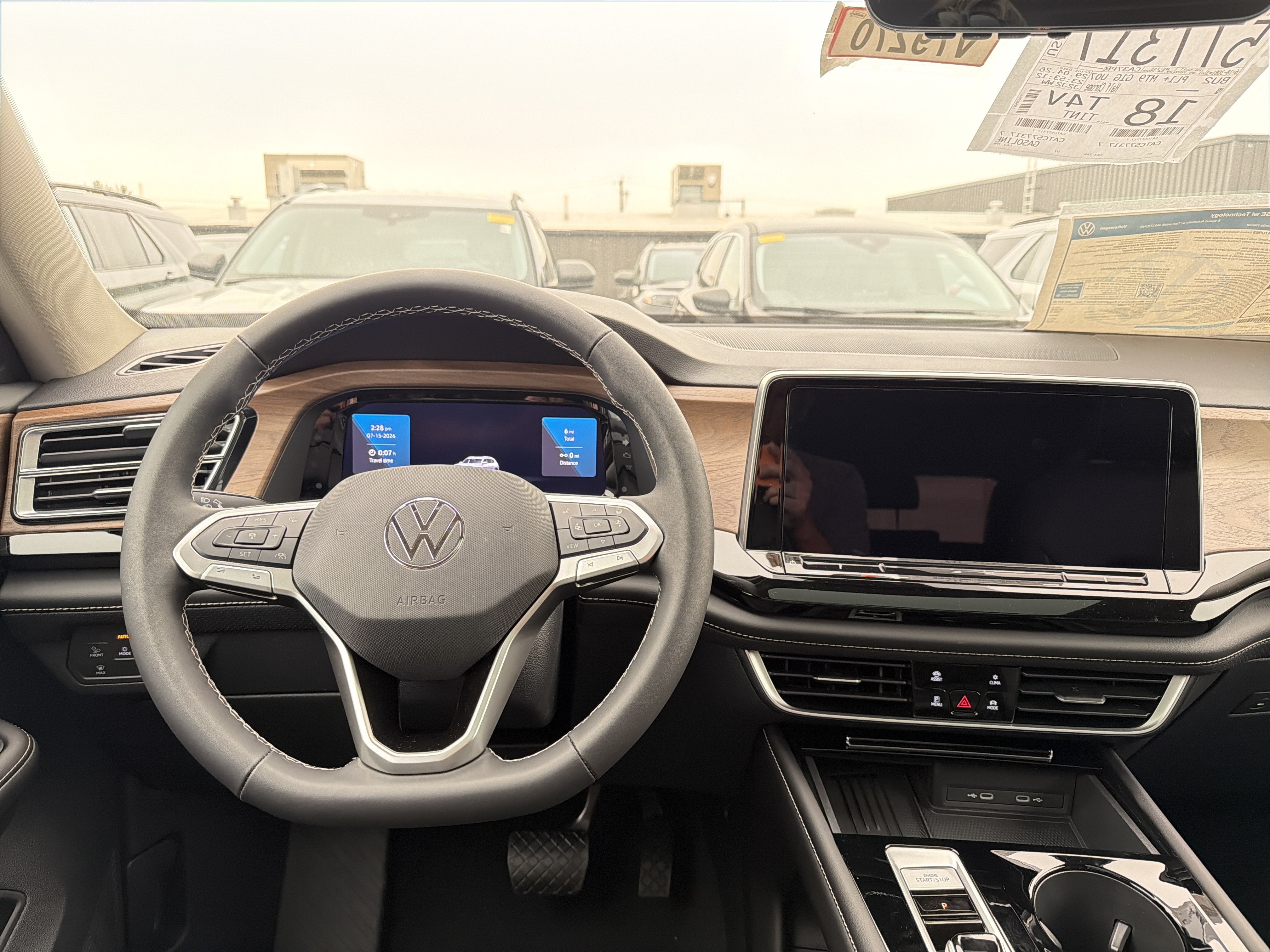 2026 Volkswagen Atlas 2.0T SE w/Technology 4MOTION