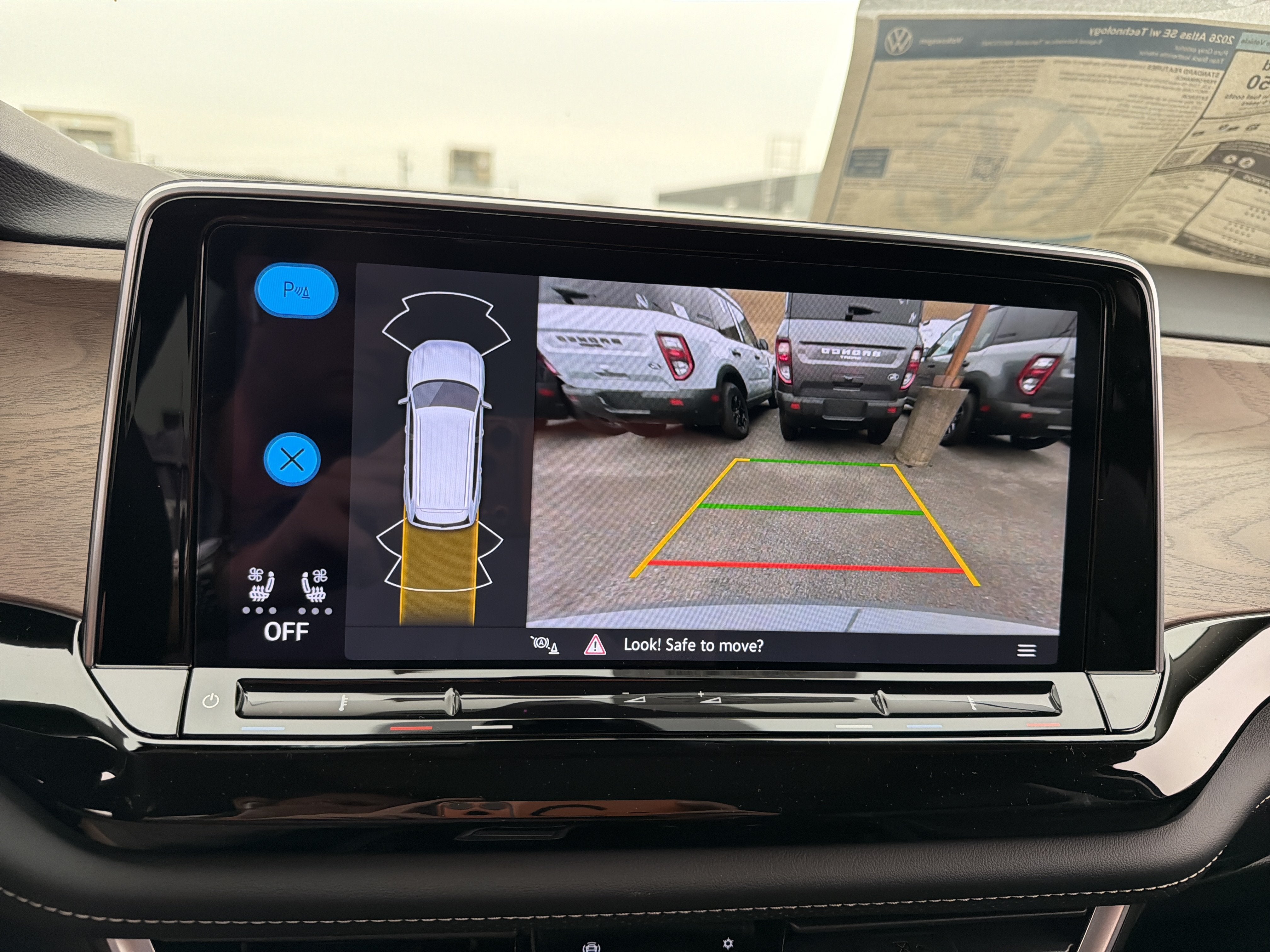 2026 Volkswagen Atlas 2.0T SE w/Technology 4MOTION