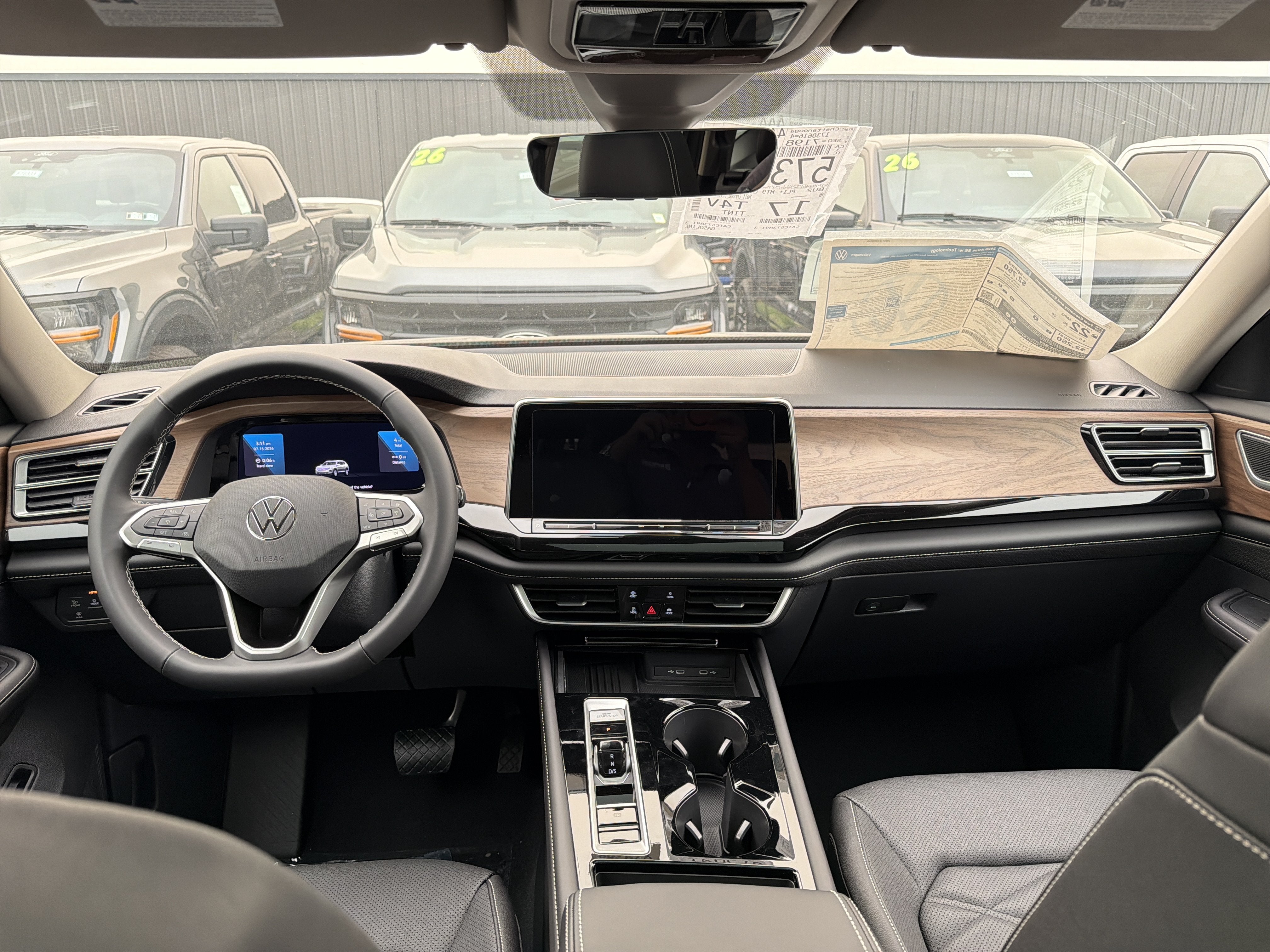 2026 Volkswagen Atlas 2.0T SE w/Technology 4MOTION