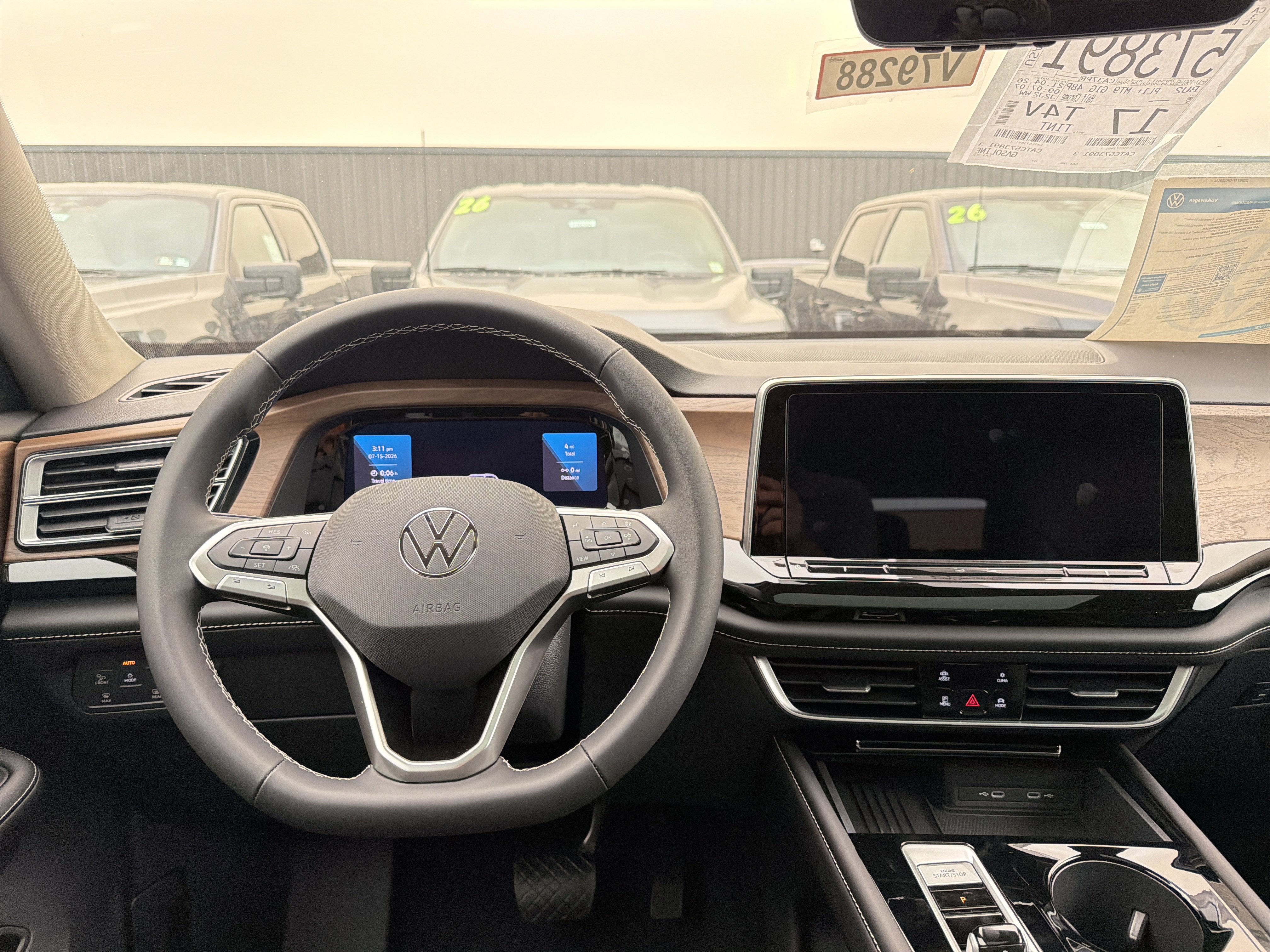 2026 Volkswagen Atlas 2.0T SE w/Technology 4MOTION