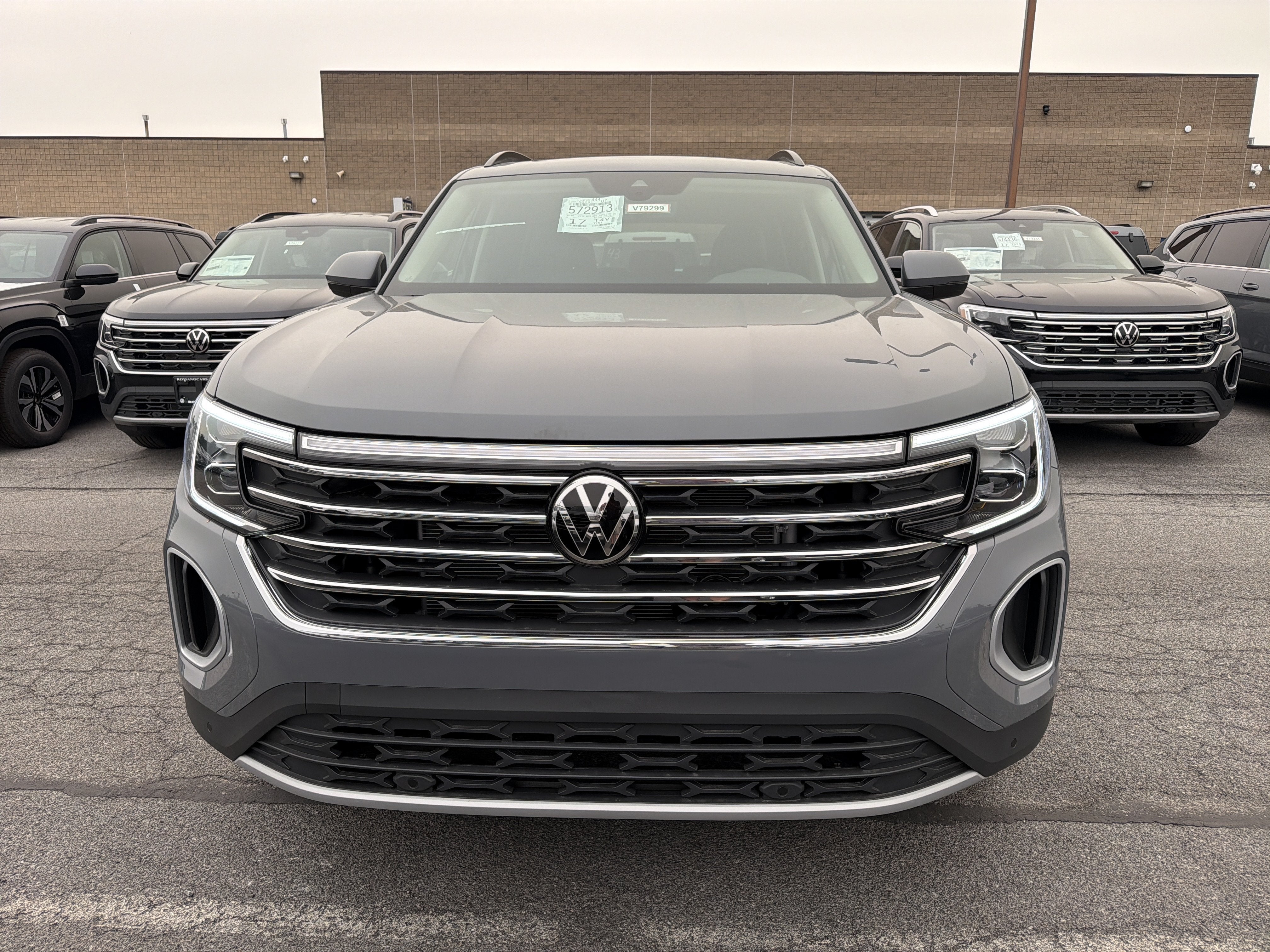 2026 Volkswagen Atlas 2.0T SE w/Technology 4MOTION