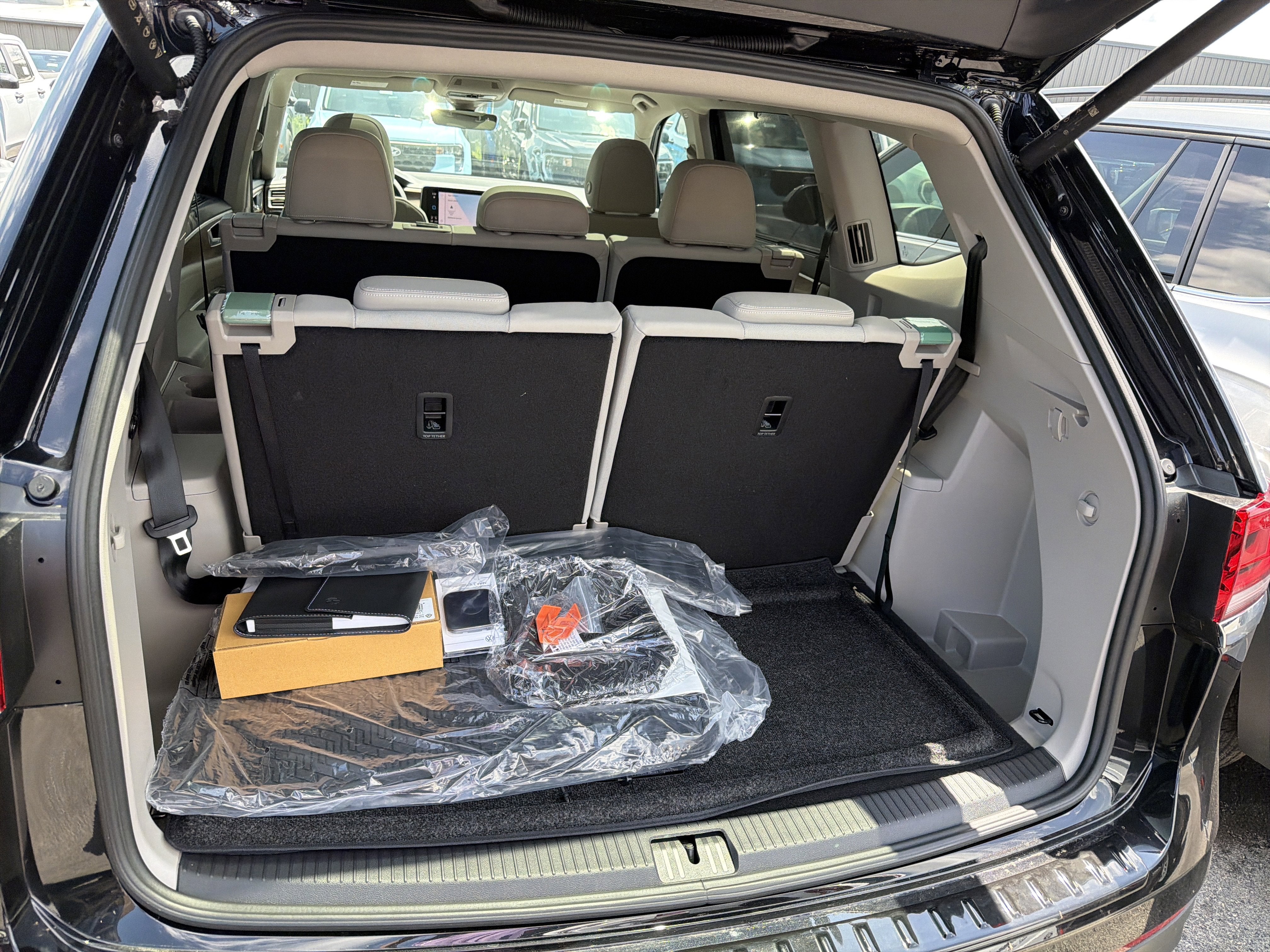 2026 Volkswagen Atlas 2.0T SE w/Technology 4MOTION