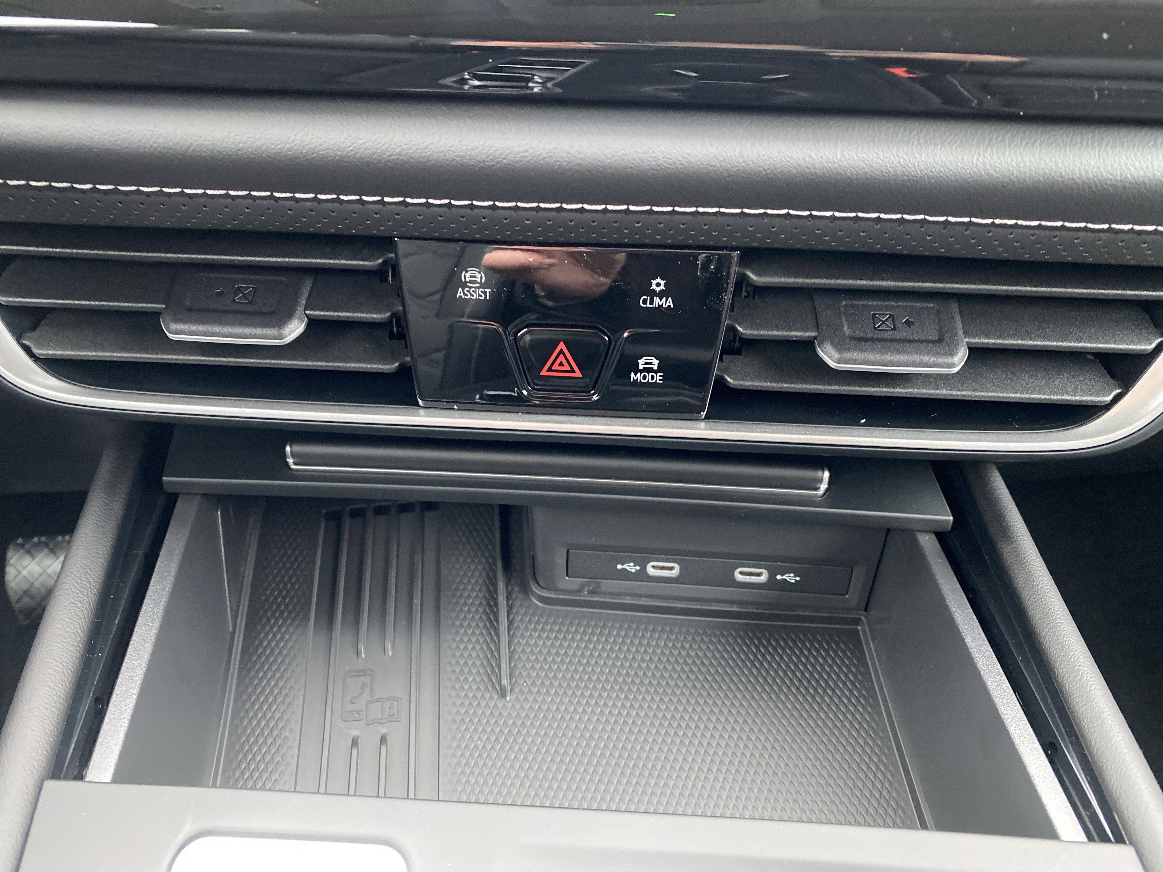 2026 Volkswagen Atlas 2.0T SE 4MOTION