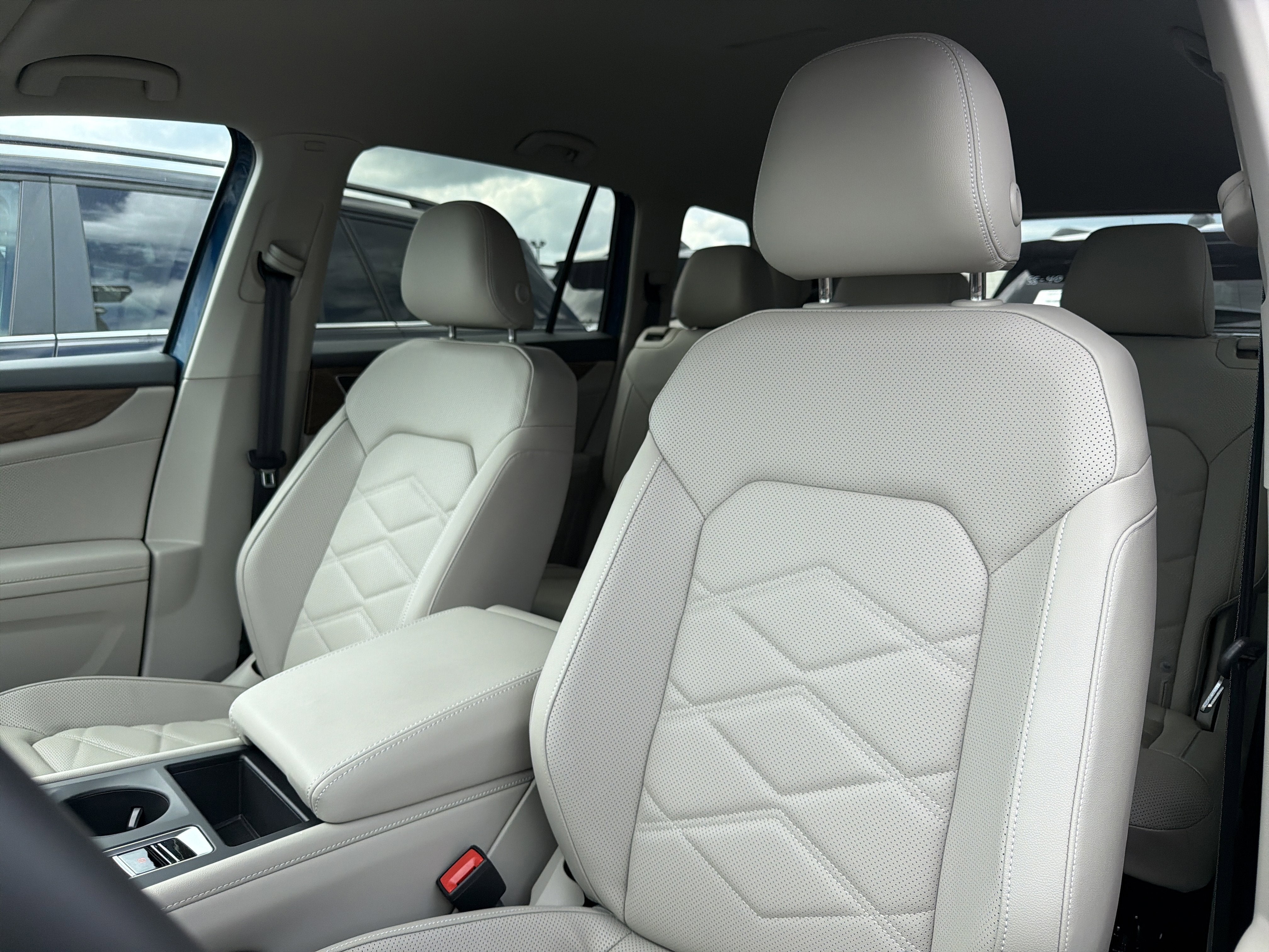 2026 Volkswagen Atlas 2.0T SE 4MOTION