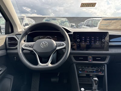 2025 Volkswagen Taos SE Black 4MOTION