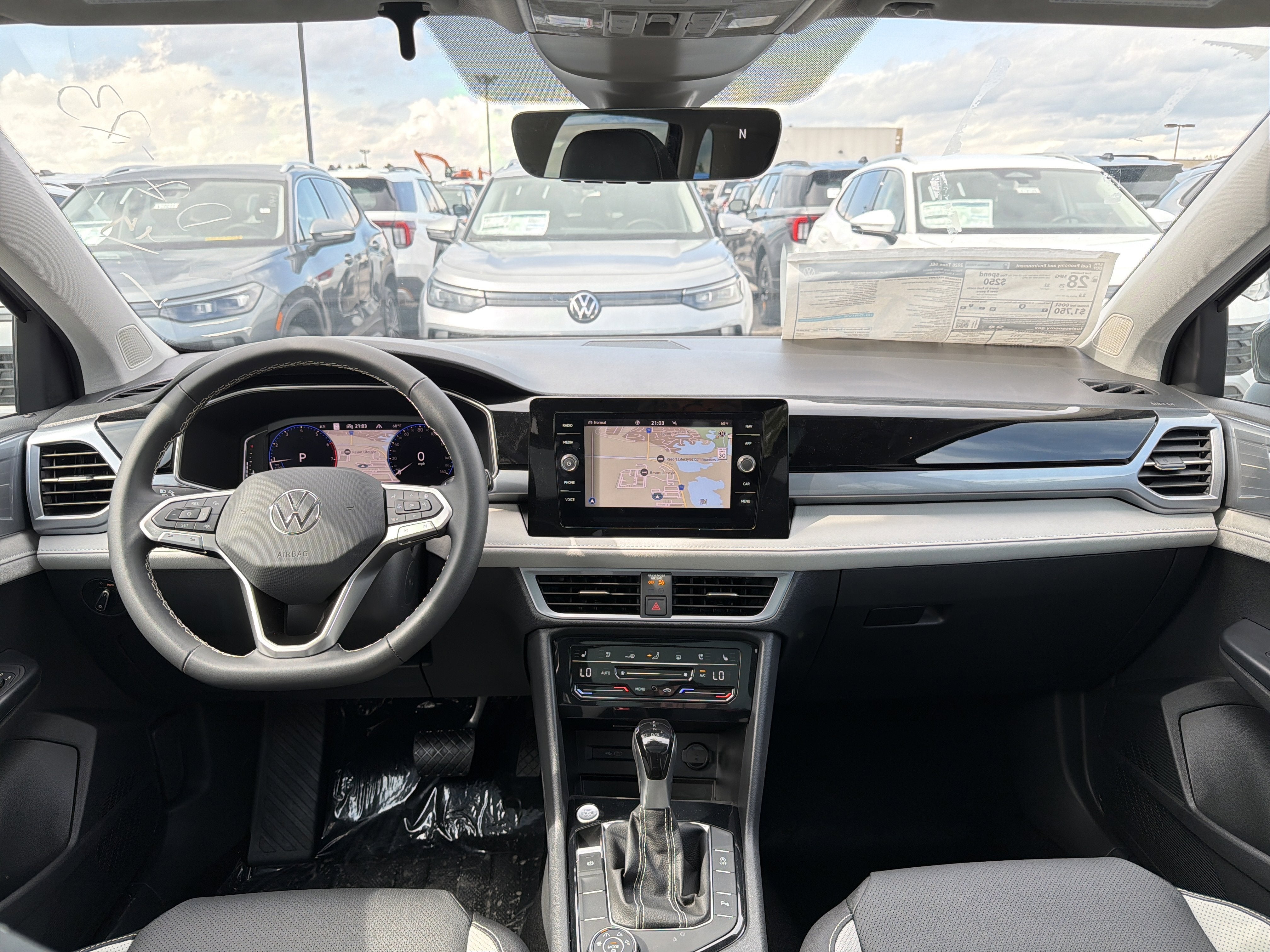 2026 Volkswagen Taos SEL 4MOTION