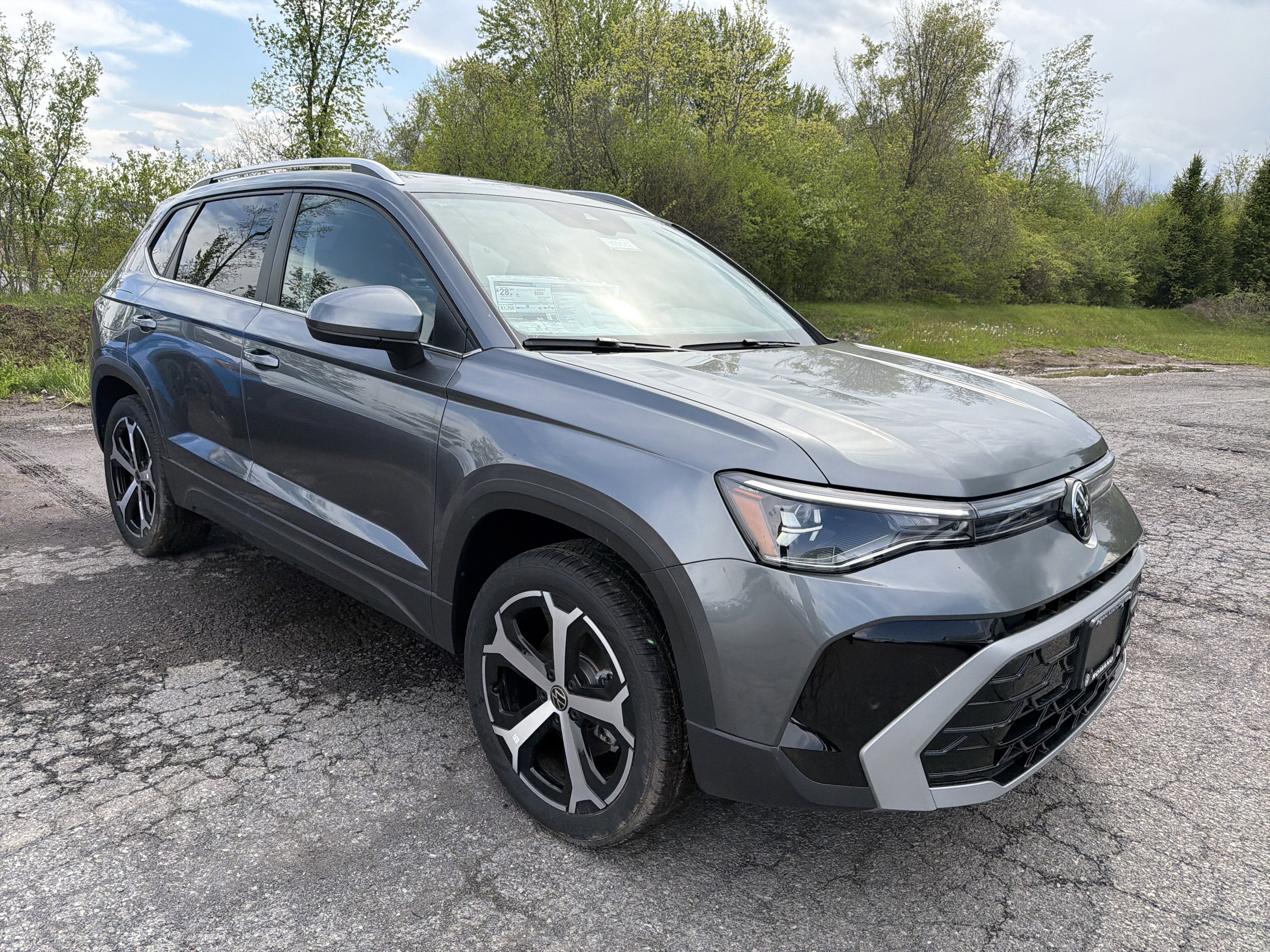 2026 Volkswagen Taos SEL 4MOTION