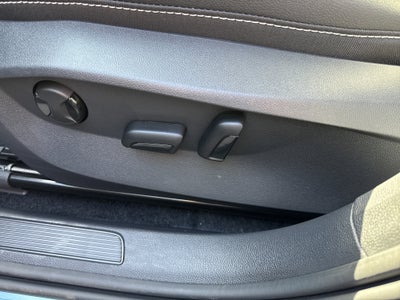 2025 Volkswagen Taos SEL 4MOTION