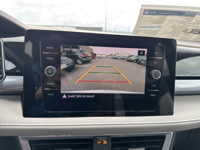 2025 Volkswagen Taos SEL 4MOTION