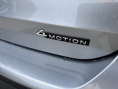 2025 Volkswagen Taos SEL 4MOTION