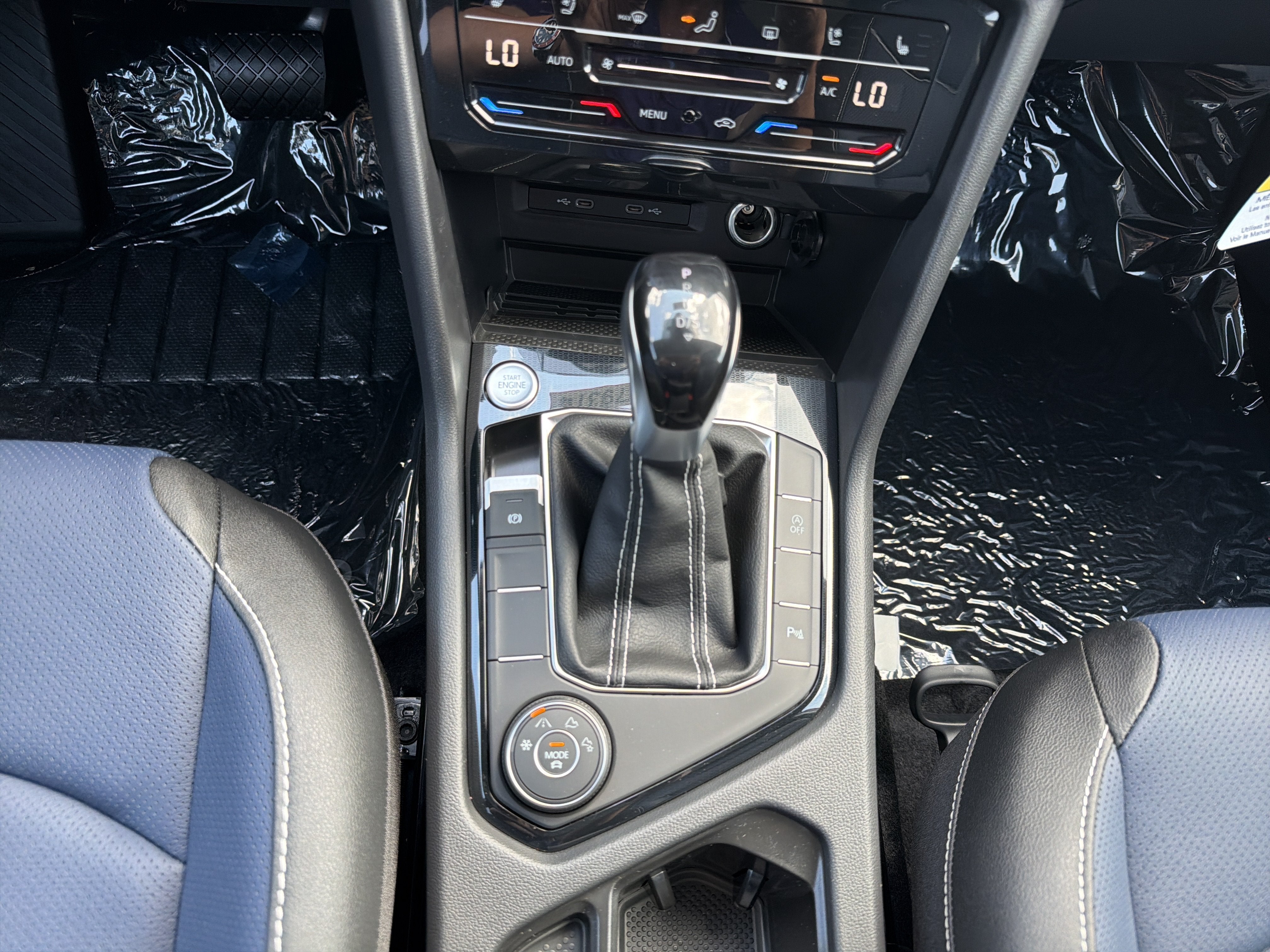 2026 Volkswagen Taos SEL 4MOTION