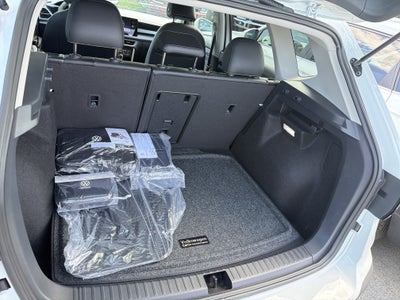 2026 Volkswagen Taos SEL 4MOTION