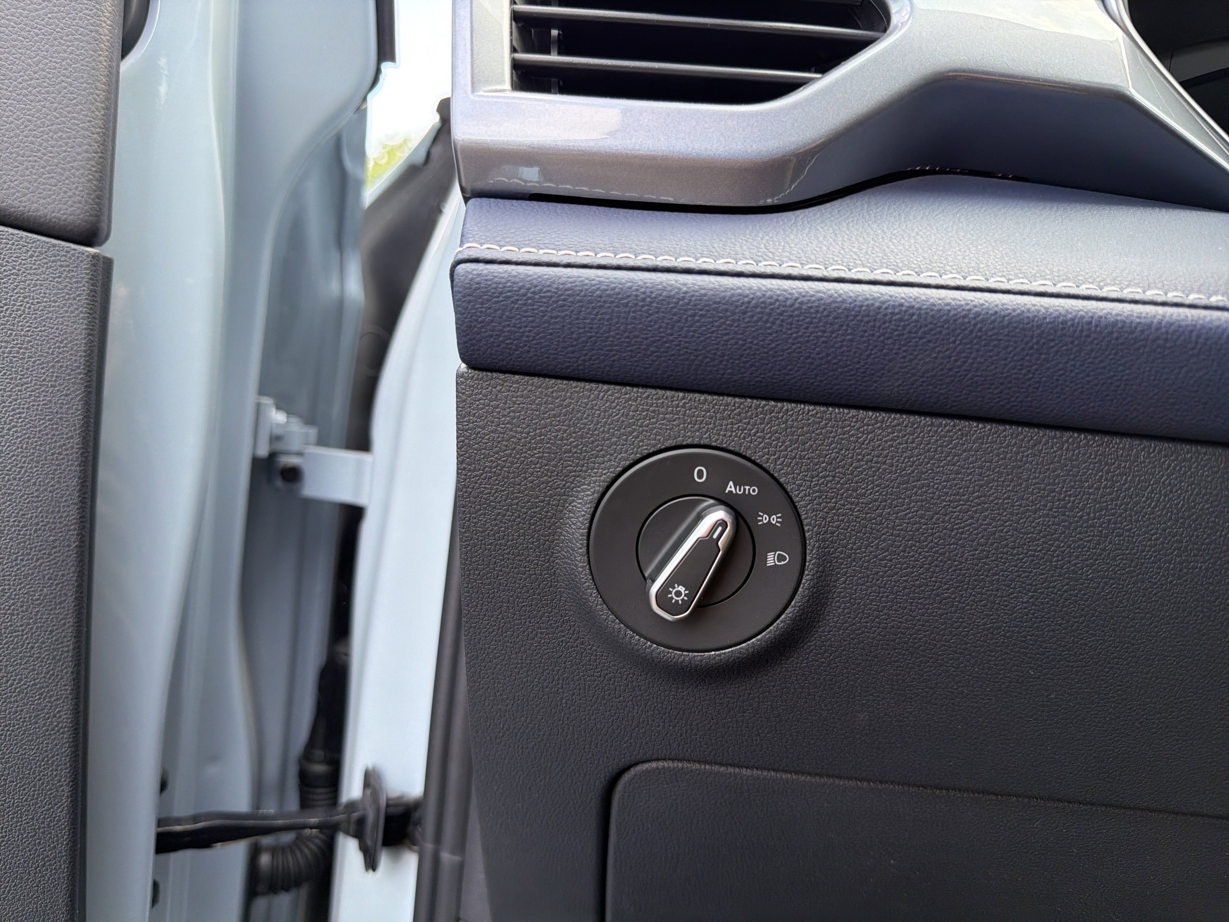 2026 Volkswagen Taos SEL 4MOTION
