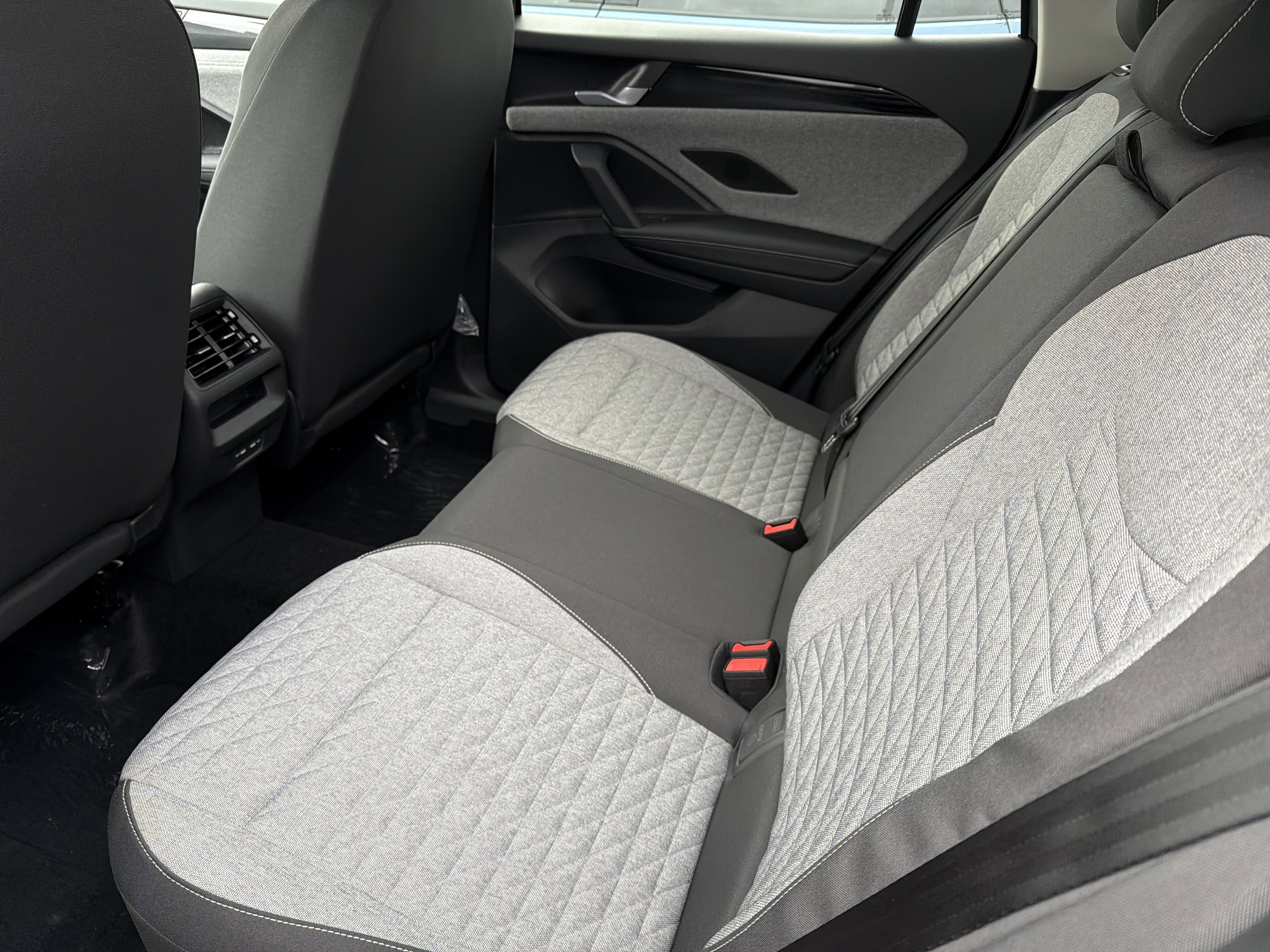 2026 Volkswagen Tiguan 2.0T S 4MOTION